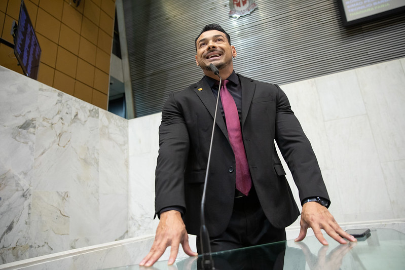 Sesso ordinria de quarta-feira (12/04)<a style='float:right;color:#ccc' href='https://www3.al.sp.gov.br/repositorio/noticia/N-04-2023/fg298484.jpg' target=_blank><i class='bi bi-zoom-in'></i> Clique para ver a imagem </a>