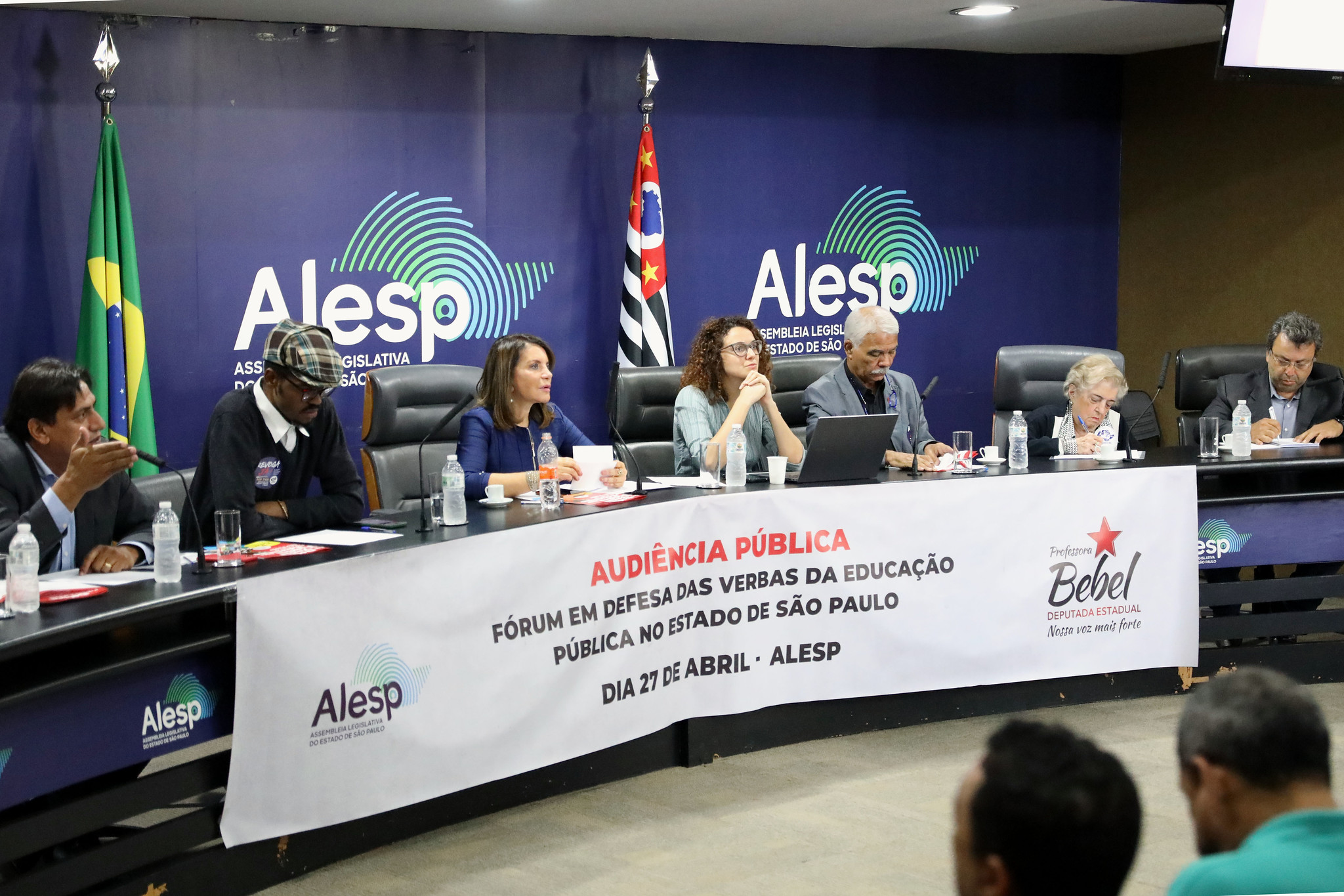 Audincia pblica debate verbas da educao em SP<a style='float:right' href='https://www3.al.sp.gov.br/repositorio/noticia/N-04-2023/fg299579.jpg' target=_blank><img src='/_img/material-file-download-white.png' width='14px' alt='Clique para baixar a imagem'></a>