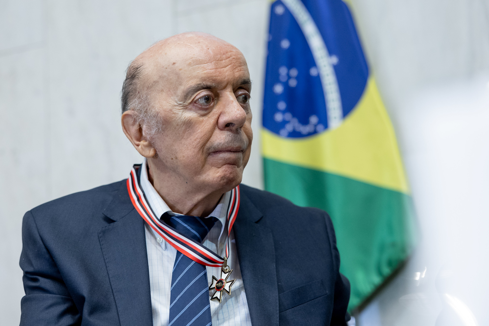 Jos Serra: 60 anos de vida pblica<a style='float:right;color:#ccc' href='https://www3.al.sp.gov.br/repositorio/noticia/N-04-2024/fg321953.jpg' target=_blank><i class='bi bi-zoom-in'></i> Clique para ver a imagem </a>