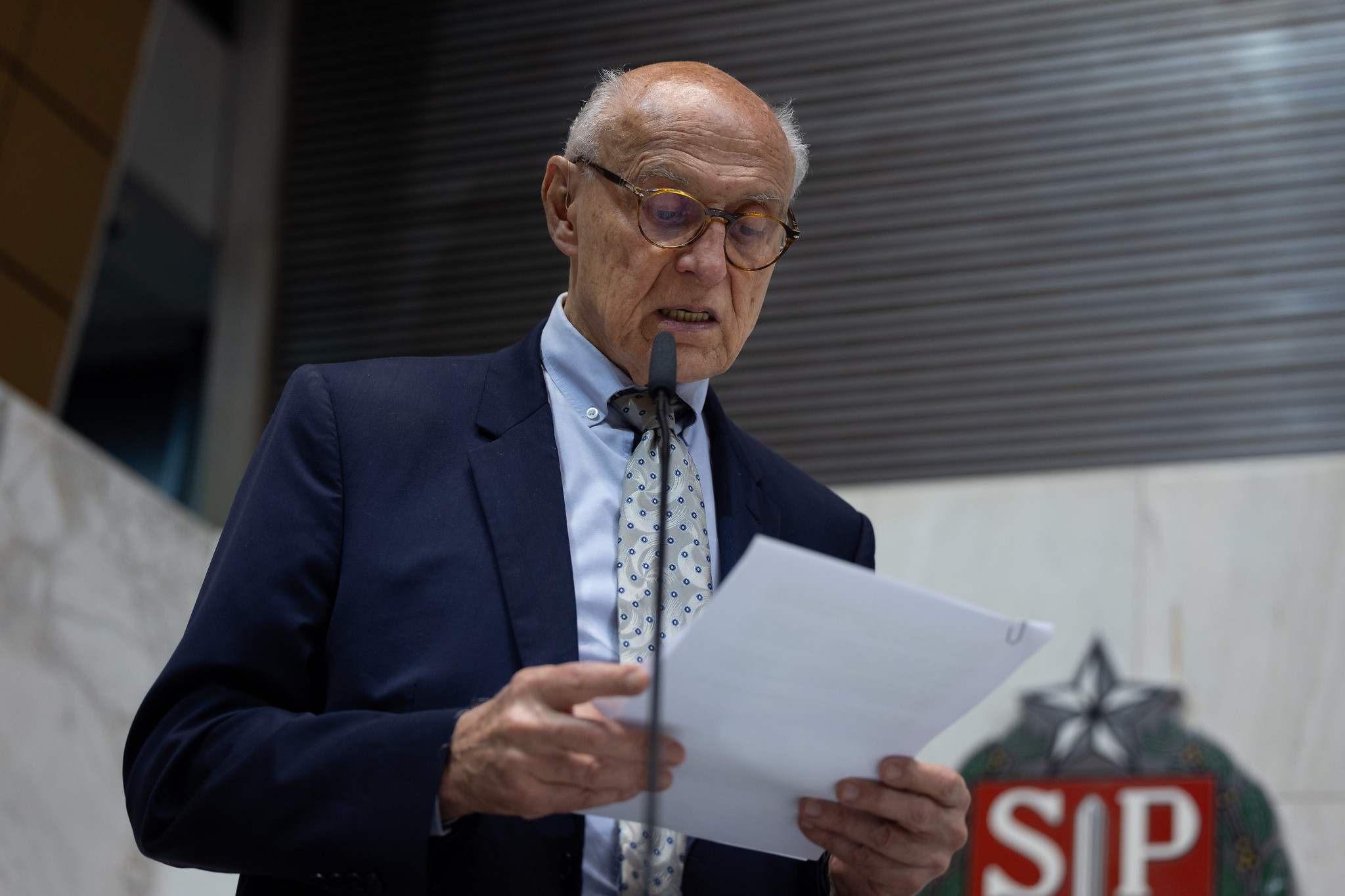 Eduardo Suplicy<a style='float:right' href='https://www3.al.sp.gov.br/repositorio/noticia/N-04-2024/fg322983.jpg' target=_blank><img src='/_img/material-file-download-white.png' width='14px' alt='Clique para baixar a imagem'></a>