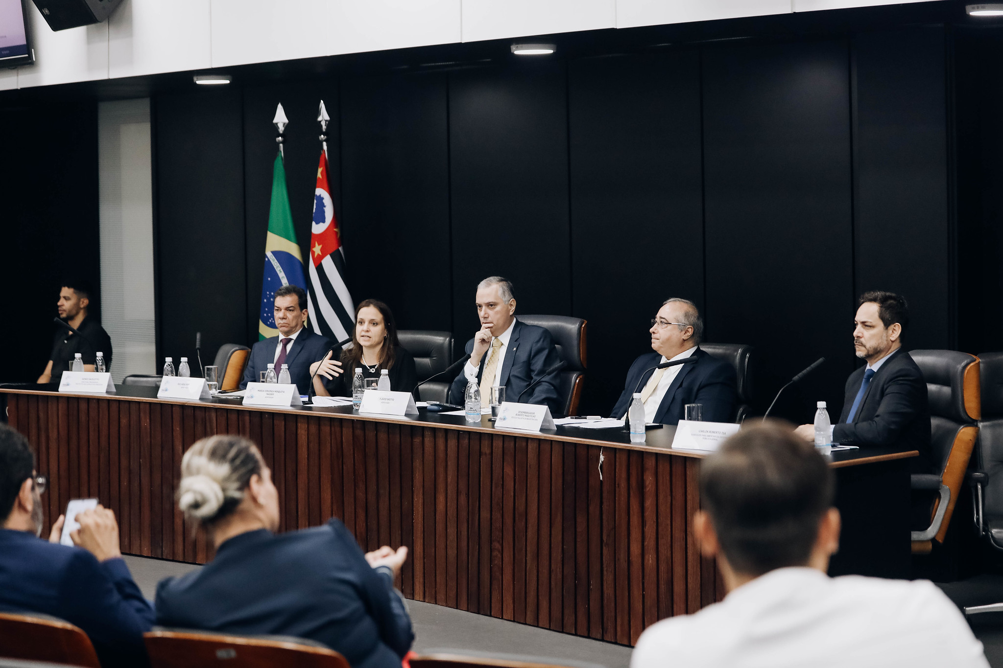 Debate: Eleies 2024<a style='float:right' href='https://www3.al.sp.gov.br/repositorio/noticia/N-04-2024/fg323101.jpg' target=_blank><img src='/_img/material-file-download-white.png' width='14px' alt='Clique para baixar a imagem'></a>