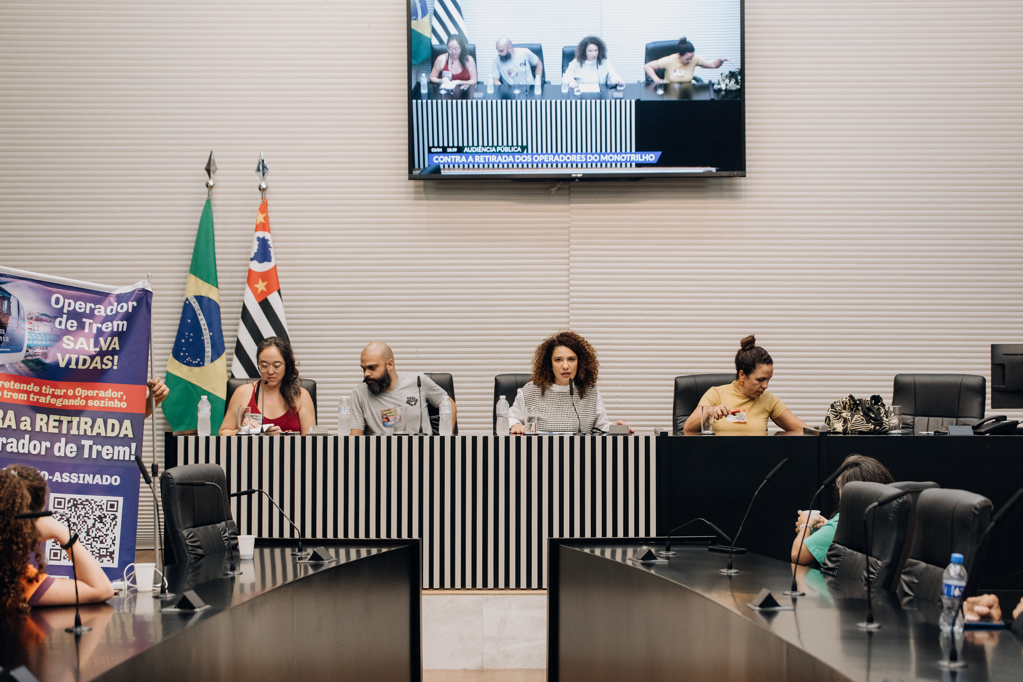 Audiência pública: segurança dos usuários<a style='float:right;color:#ccc' href='https://www3.al.sp.gov.br/repositorio/noticia/N-04-2025/fg342801.jpg' target=_blank><i class='bi bi-zoom-in'></i> Clique para ver a imagem </a>