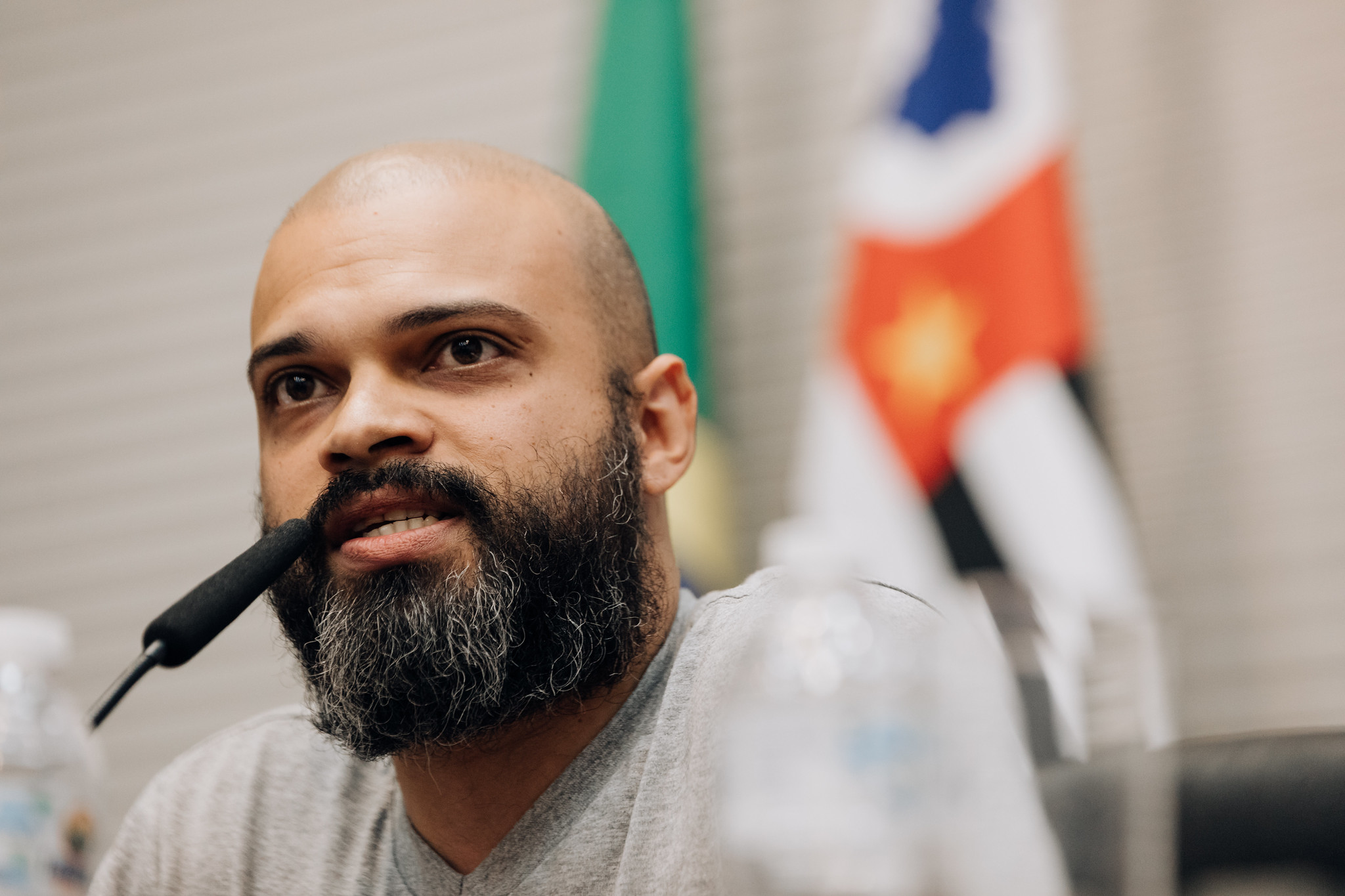 Operador Fernando Sales: precariedade<a style='float:right;color:#ccc' href='https://www3.al.sp.gov.br/repositorio/noticia/N-04-2025/fg342804.jpg' target=_blank><i class='bi bi-zoom-in'></i> Clique para ver a imagem </a>