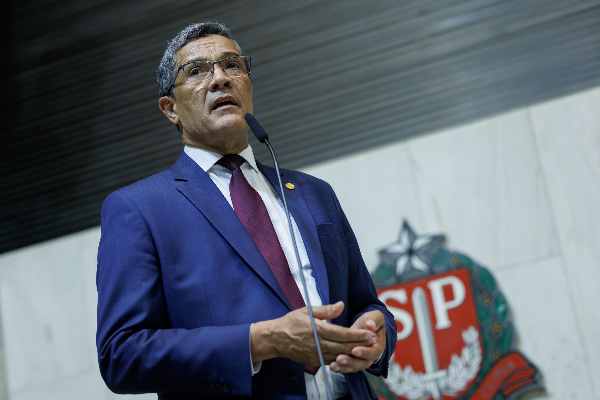 Dep. Reis: reajuste salarial<a style='float:right;color:#ccc' href='https://www3.al.sp.gov.br/repositorio/noticia/N-04-2025/fg342896.jpg' target=_blank><i class='bi bi-zoom-in'></i> Clique para ver a imagem </a>