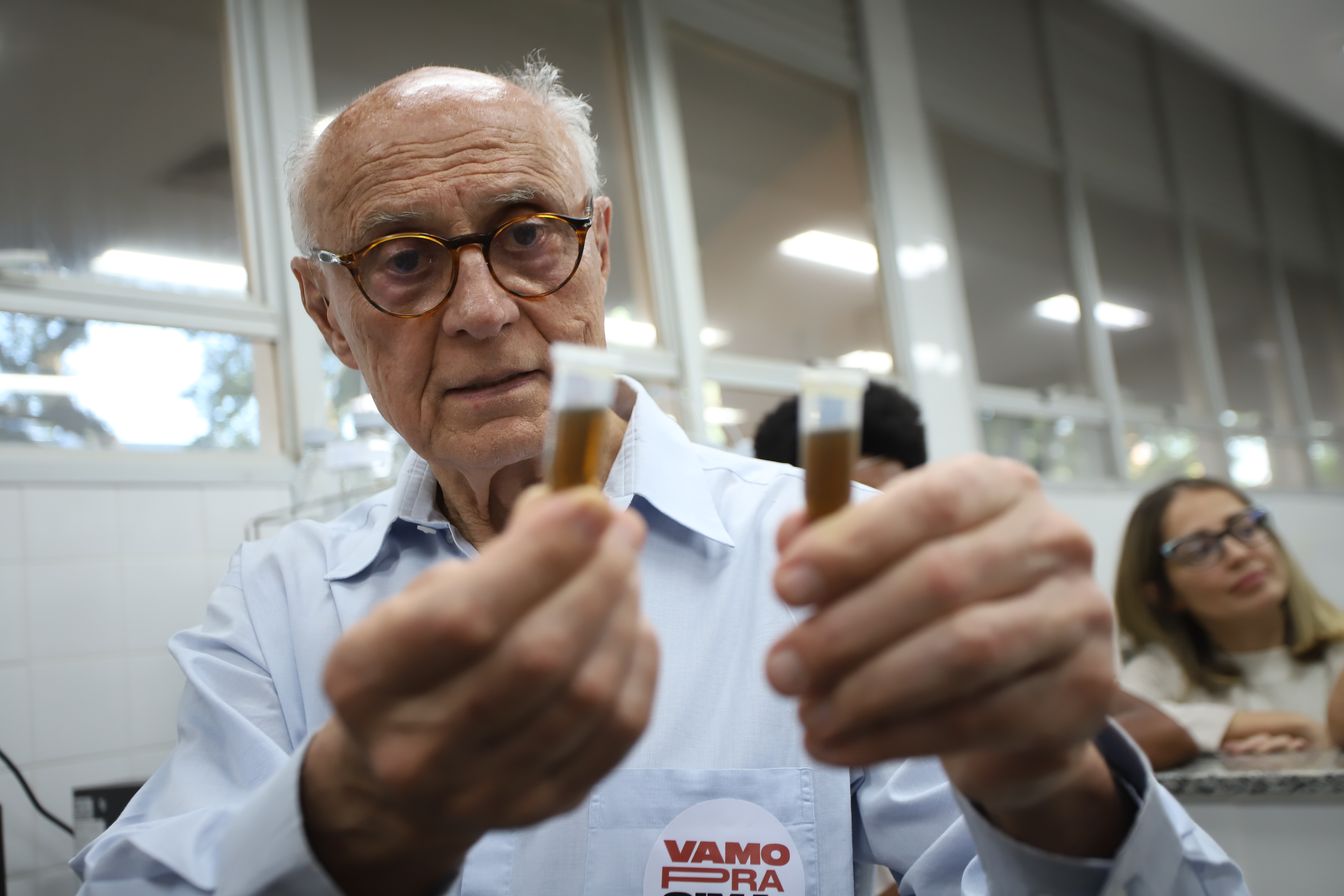 Dep. Eduardo Suplicy: em tratamento e com sade<a style='float:right;color:#ccc' href='https://www3.al.sp.gov.br/repositorio/noticia/N-04-2025/fg343121.jpg' target=_blank><i class='bi bi-zoom-in'></i> Clique para ver a imagem </a>