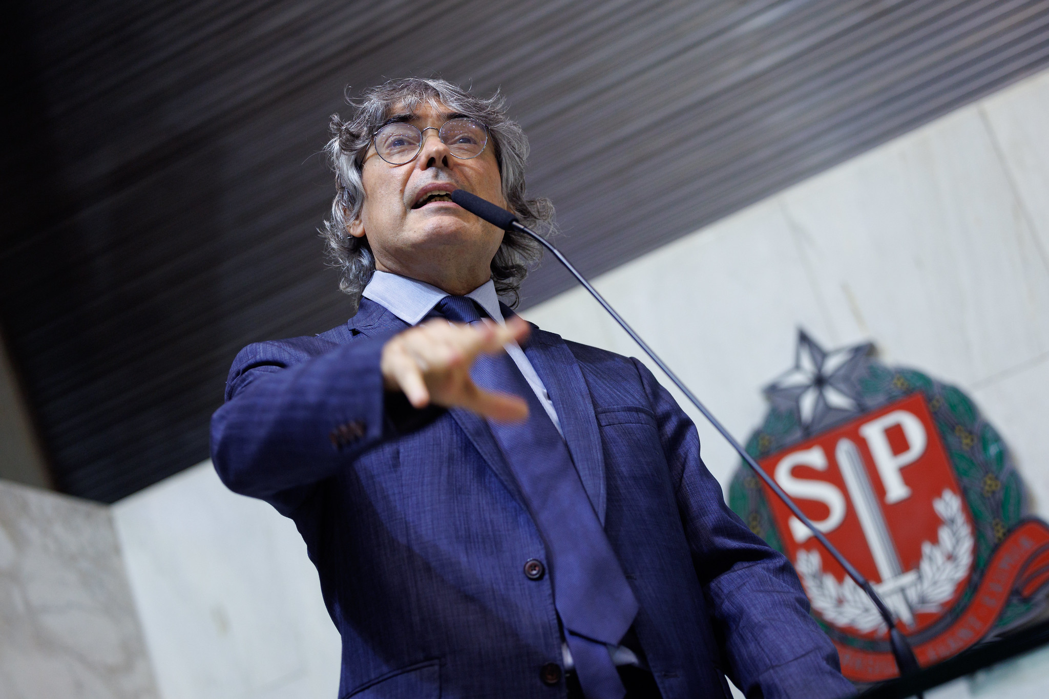 Dep. Carlos Giannazi: leilo de reas de pesquisa<a style='float:right;color:#ccc' href='https://www3.al.sp.gov.br/repositorio/noticia/N-04-2025/fg343282.jpg' target=_blank><i class='bi bi-zoom-in'></i> Clique para ver a imagem </a>