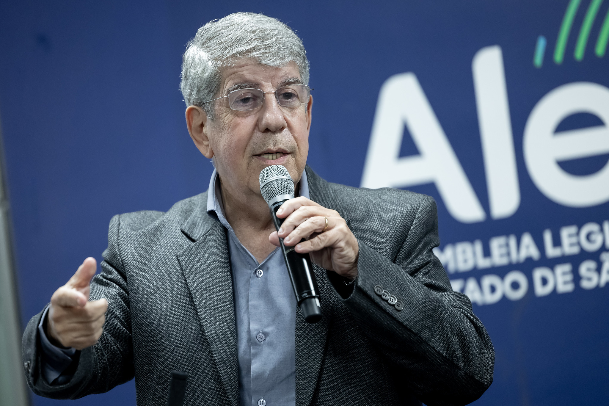 Dep. Donato (PT)<a style='float:right;color:#ccc' href='https://www3.al.sp.gov.br/repositorio/noticia/N-04-2025/fg344046.jpg' target=_blank><i class='bi bi-zoom-in'></i> Clique para ver a imagem </a>