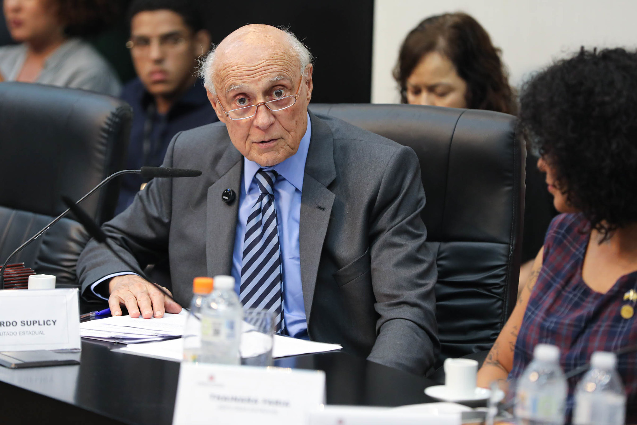 Suplicy: interc�mbio de modelos sociais<a style='float:right' href='https://www3.al.sp.gov.br/repositorio/noticia/N-04-2026/fg362746.jpg' target=_blank><img src='/_img/material-file-download-white.png' width='14px' alt='Clique para baixar a imagem'></a>