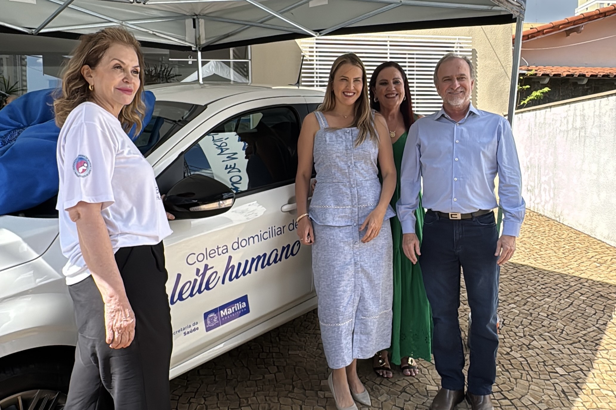 Banco de Leite Humano de Mar�lia recebe ve�culo<a style='float:right' href='https://www3.al.sp.gov.br/repositorio/noticia/N-04-2026/fg362760.jpeg' target=_blank><img src='/_img/material-file-download-white.png' width='14px' alt='Clique para baixar a imagem'></a>