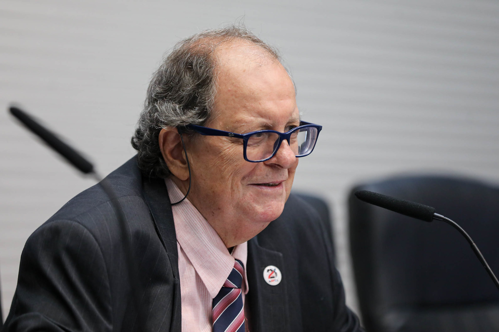 Gaspar: manuten��o da paridade salarial<a style='float:right;color:#ccc' href='https://www3.al.sp.gov.br/repositorio/noticia/N-04-2026/fg362789.jpg' target=_blank><i class='bi bi-zoom-in'></i> Clique para ver a imagem </a>