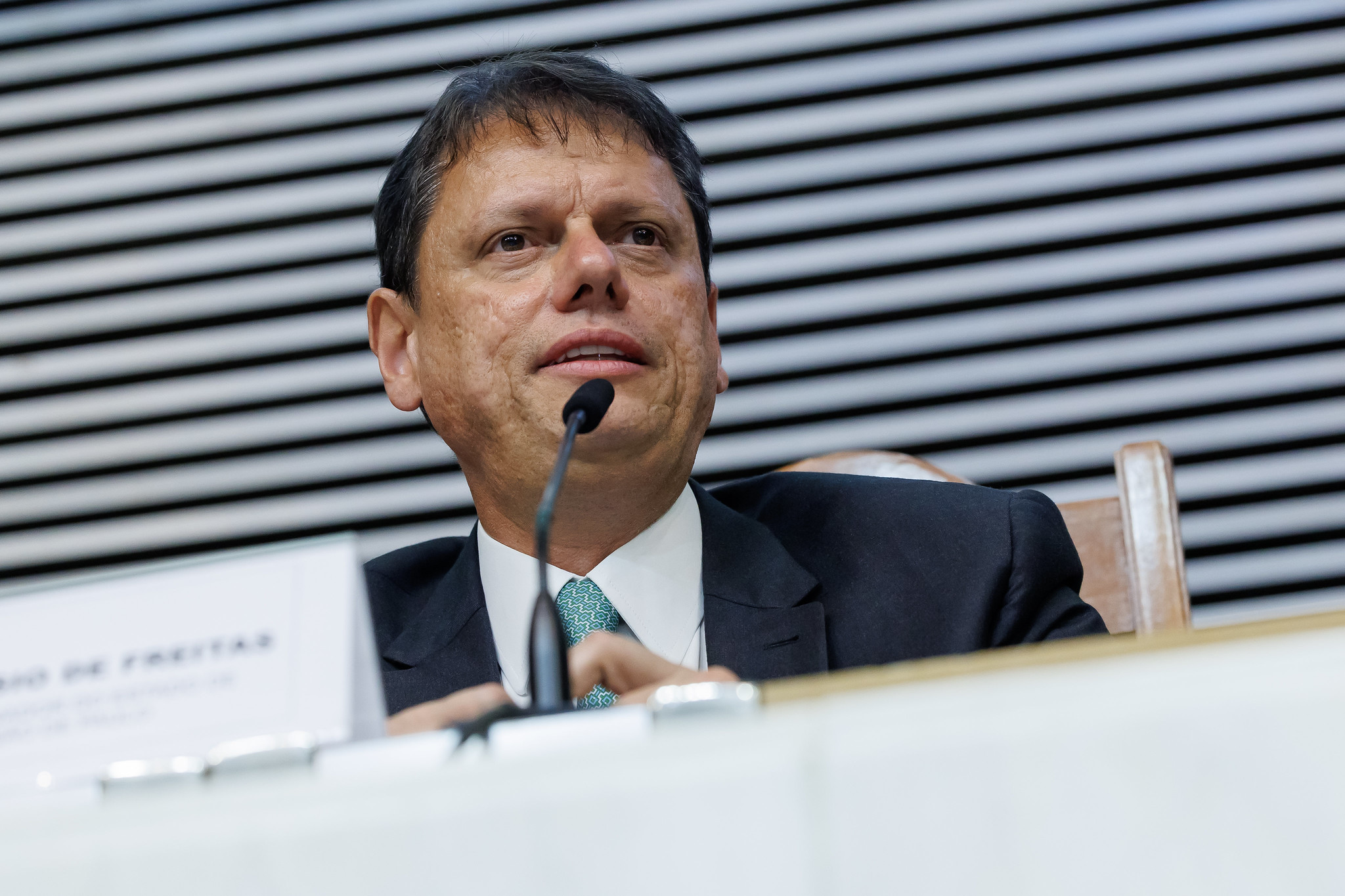 Tarc�sio: Brasil n�o ser� grande se n�o tiver institui��es fortes<a style='float:right;color:#ccc' href='https://www3.al.sp.gov.br/repositorio/noticia/N-04-2026/fg362921.jpg' target=_blank><i class='bi bi-zoom-in'></i> Clique para ver a imagem </a>