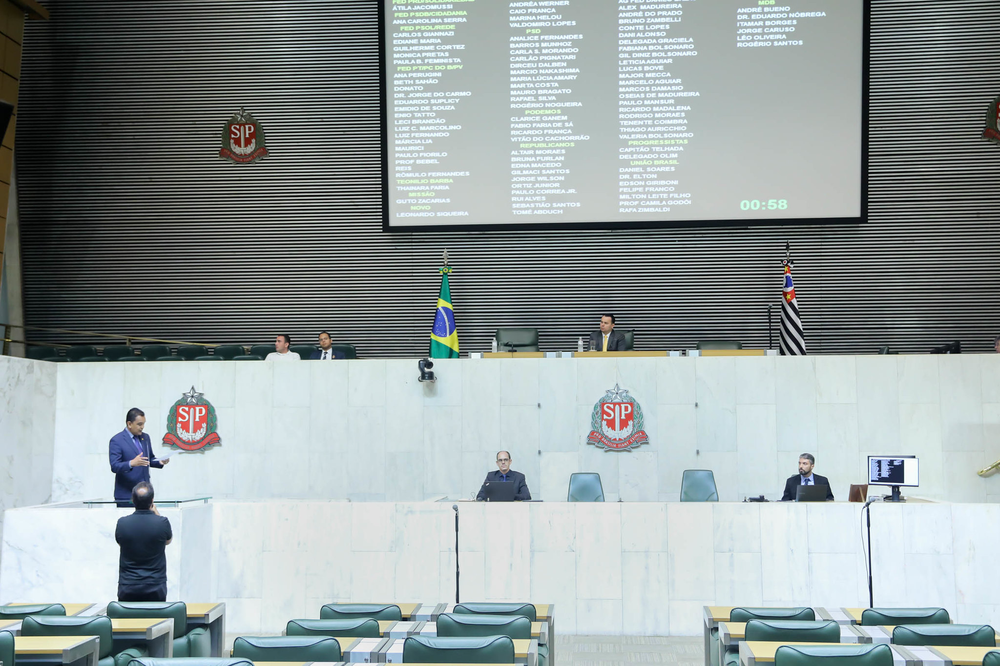 Sess�o Ordin�ria desta quinta, 9<a style='float:right;color:#ccc' href='https://www3.al.sp.gov.br/repositorio/noticia/N-04-2026/fg363019.jpg' target=_blank><i class='bi bi-zoom-in'></i> Clique para ver a imagem </a>