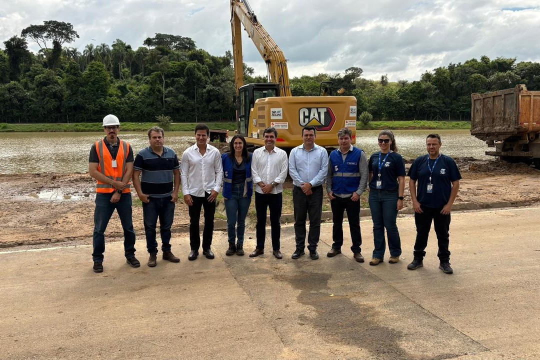 Obra no Parque do Mirim <a style='float:right' href='https://www3.al.sp.gov.br/repositorio/noticia/N-04-2026/fg363049.jpeg' target=_blank><img src='/_img/material-file-download-white.png' width='14px' alt='Clique para baixar a imagem'></a>