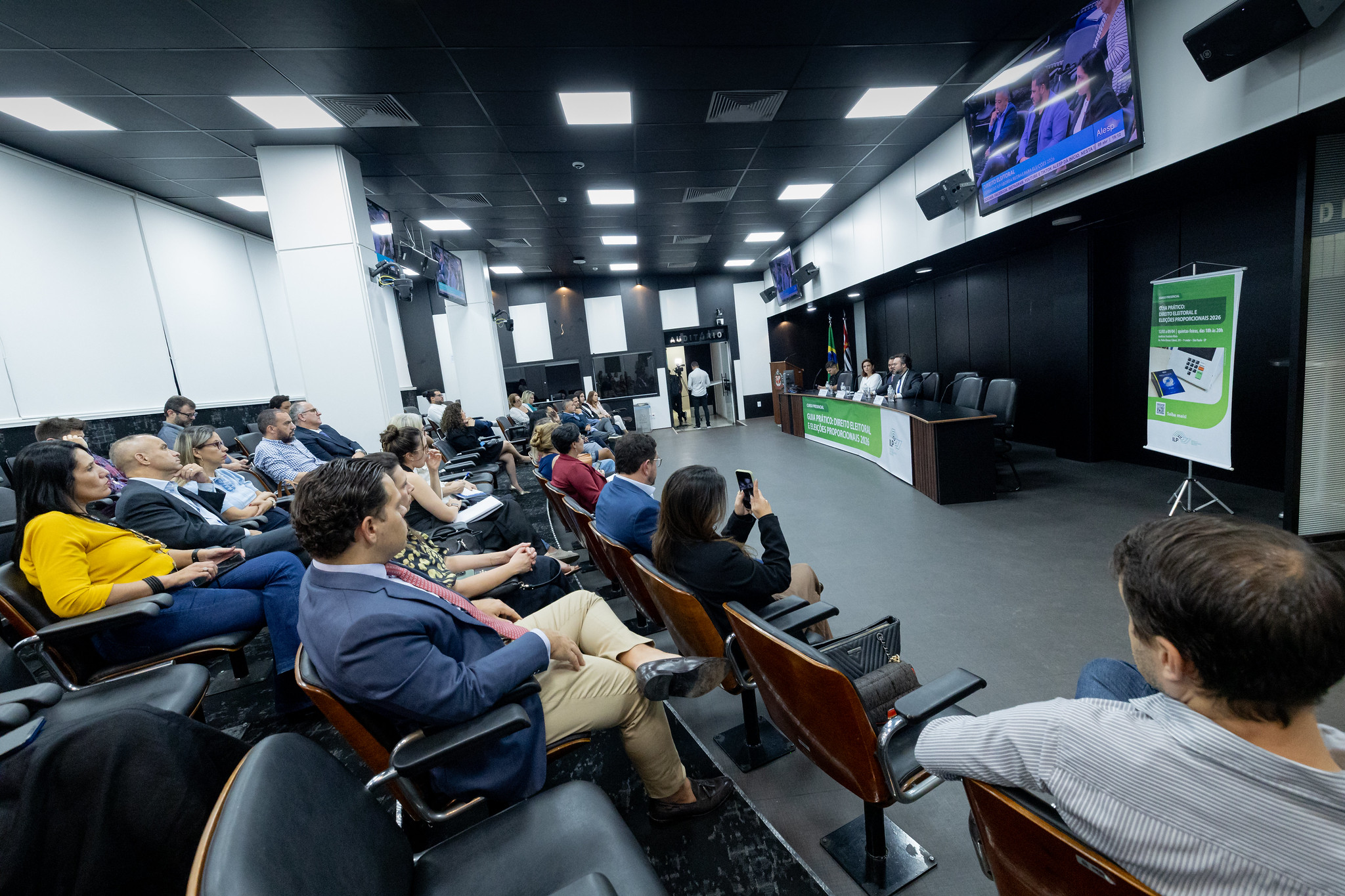 Evento aconteceu no Audit�rio Teot�nio Vilela<a style='float:right' href='https://www3.al.sp.gov.br/repositorio/noticia/N-04-2026/fg363087.jpg' target=_blank><img src='/_img/material-file-download-white.png' width='14px' alt='Clique para baixar a imagem'></a>