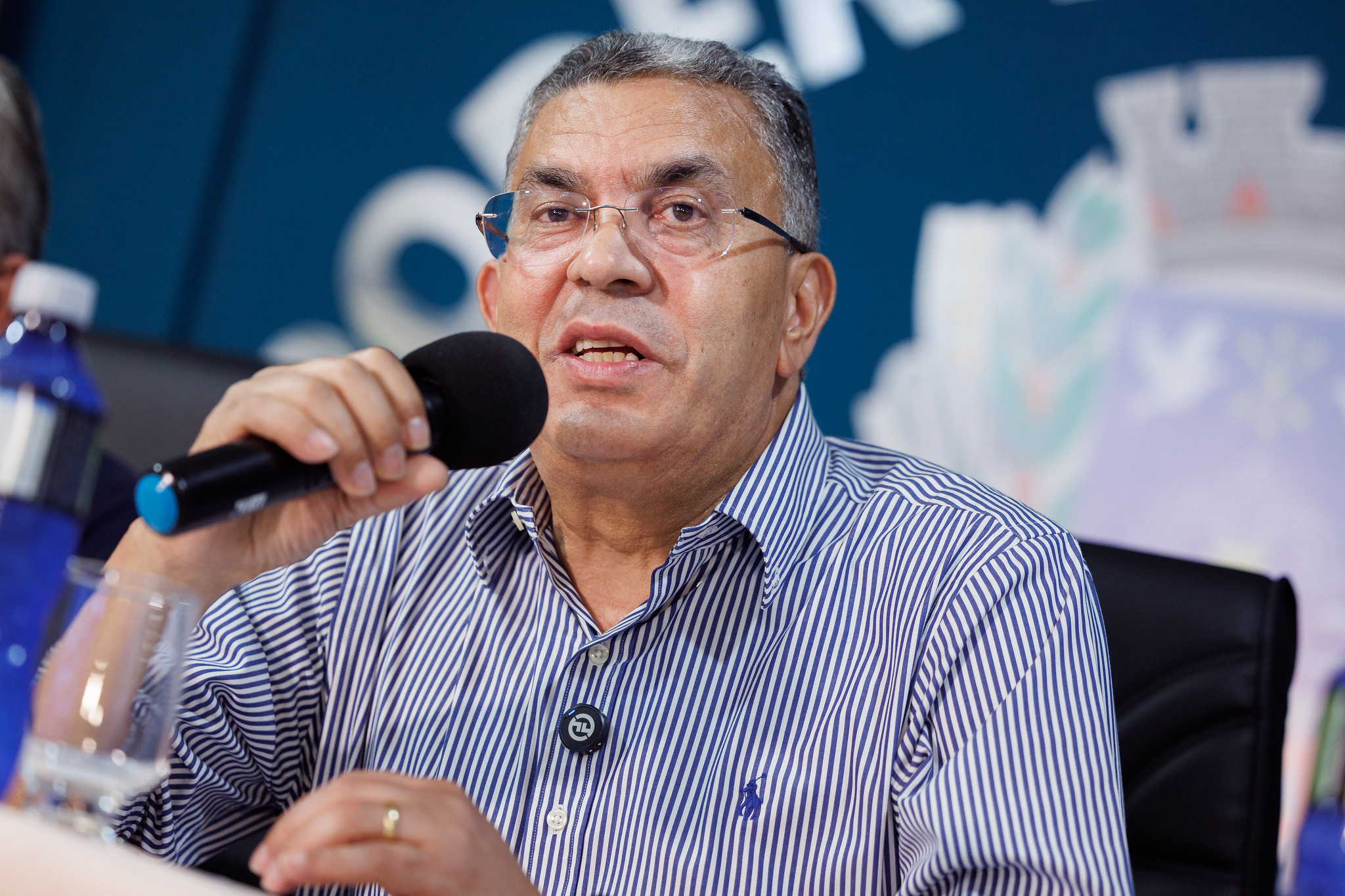 Gilmaci Santos (Republicanos) presidiu a audi�ncia<a style='float:right' href='https://www3.al.sp.gov.br/repositorio/noticia/N-04-2026/fg363107.jpg' target=_blank><img src='/_img/material-file-download-white.png' width='14px' alt='Clique para baixar a imagem'></a>