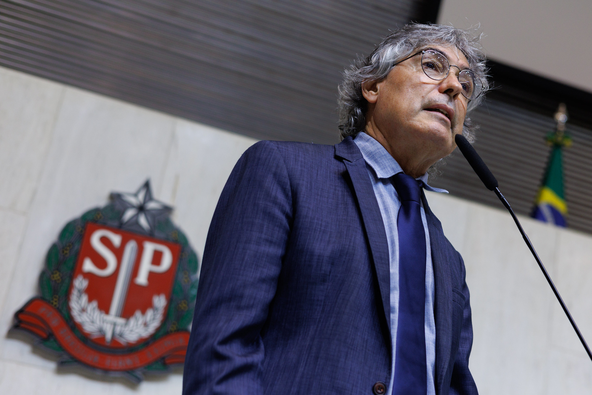 Carlos Giannazi (Psol): greves do funcionalismo<a style='float:right;color:#ccc' href='https://www3.al.sp.gov.br/repositorio/noticia/N-04-2026/fg363245.jpg' target=_blank><i class='bi bi-zoom-in'></i> Clique para ver a imagem </a>