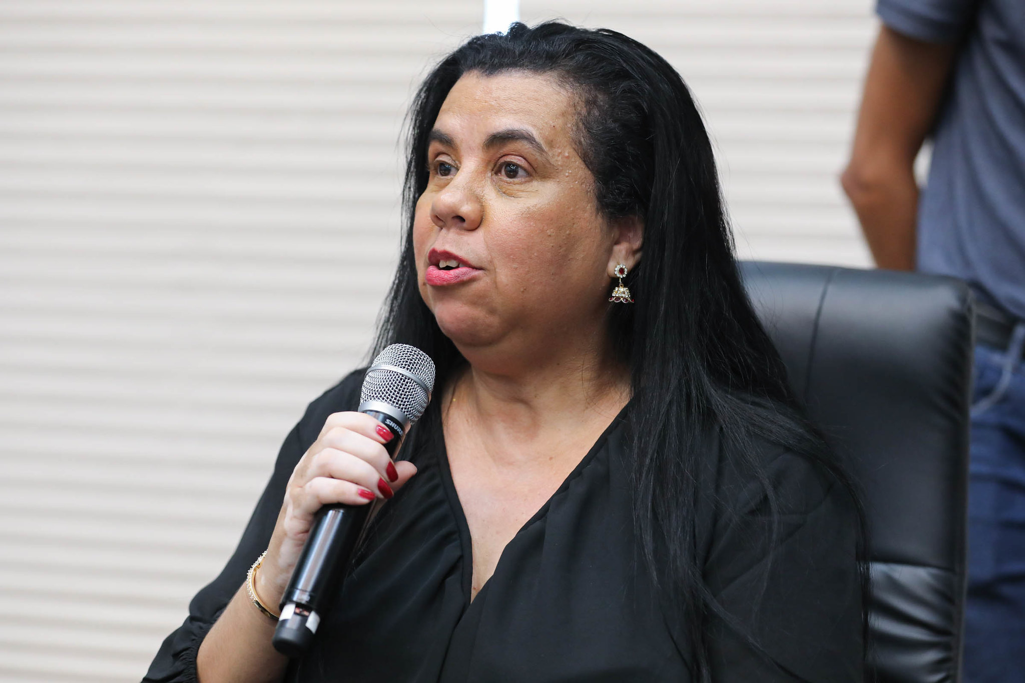 Jean Clara: m�e precisa saber<a style='float:right' href='https://www3.al.sp.gov.br/repositorio/noticia/N-04-2026/fg363351.jpg' target=_blank><img src='/_img/material-file-download-white.png' width='14px' alt='Clique para baixar a imagem'></a>