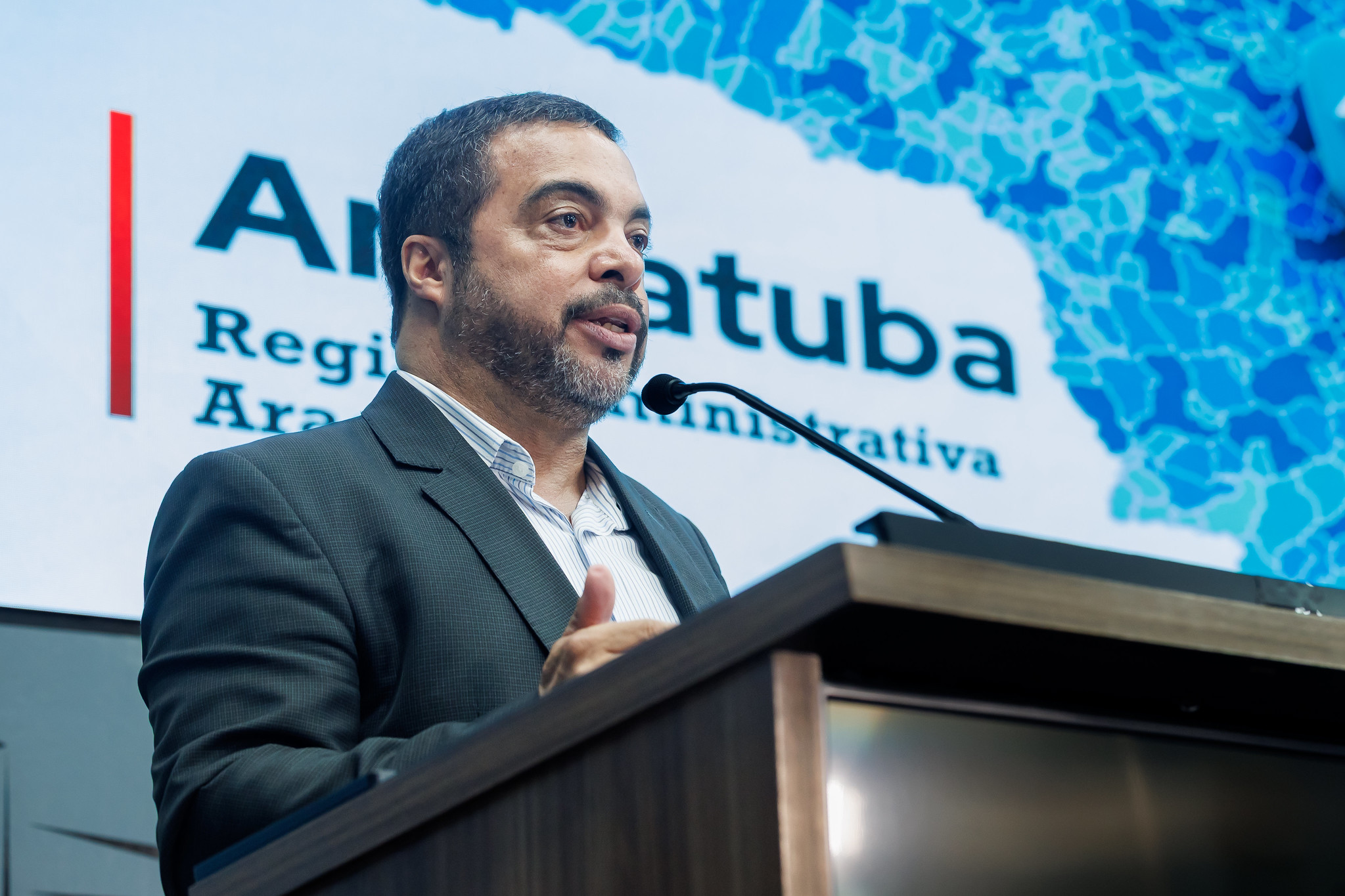 Luiz Claudio Marcolino: dedica��o ao or�amento<a style='float:right' href='https://www3.al.sp.gov.br/repositorio/noticia/N-04-2026/fg363369.jpg' target=_blank><img src='/_img/material-file-download-white.png' width='14px' alt='Clique para baixar a imagem'></a>