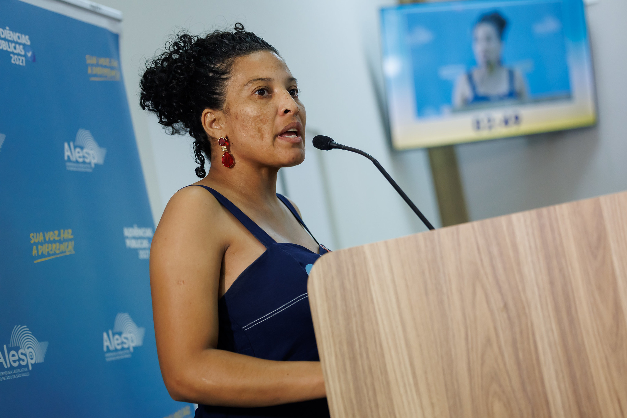 Bianca Lopes: Acesso digno a todos<a style='float:right;color:#ccc' href='https://www3.al.sp.gov.br/repositorio/noticia/N-04-2026/fg363391.jpg' target=_blank><i class='bi bi-zoom-in'></i> Clique para ver a imagem </a>