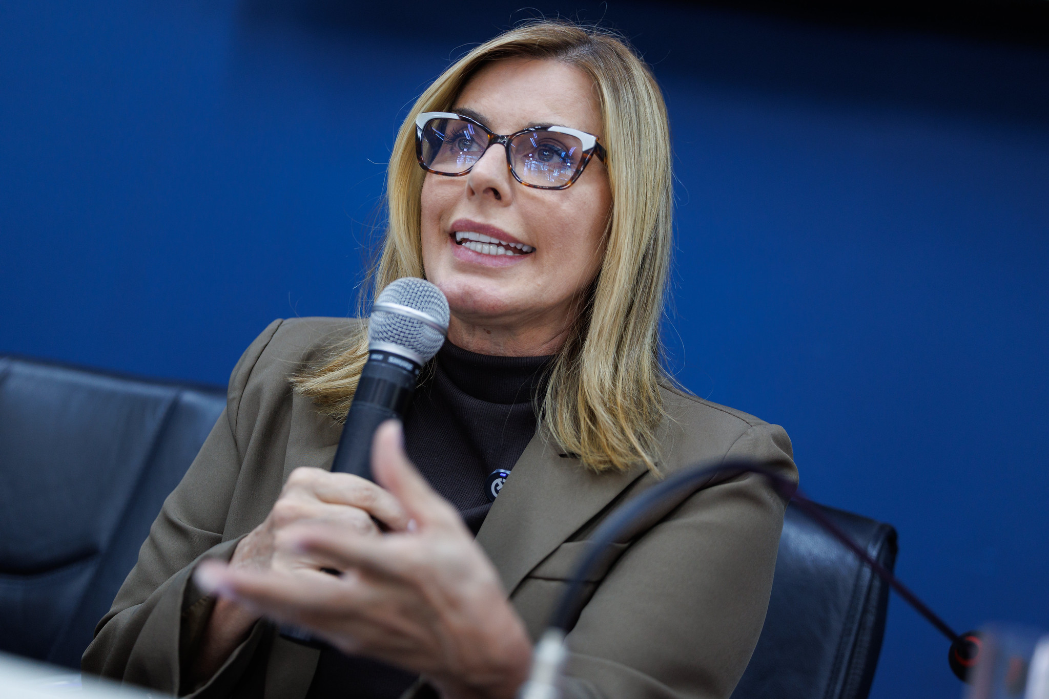 Solange: ambul�ncia para S�o Vicente<a style='float:right' href='https://www3.al.sp.gov.br/repositorio/noticia/N-04-2026/fg363623.jpg' target=_blank><img src='/_img/material-file-download-white.png' width='14px' alt='Clique para baixar a imagem'></a>