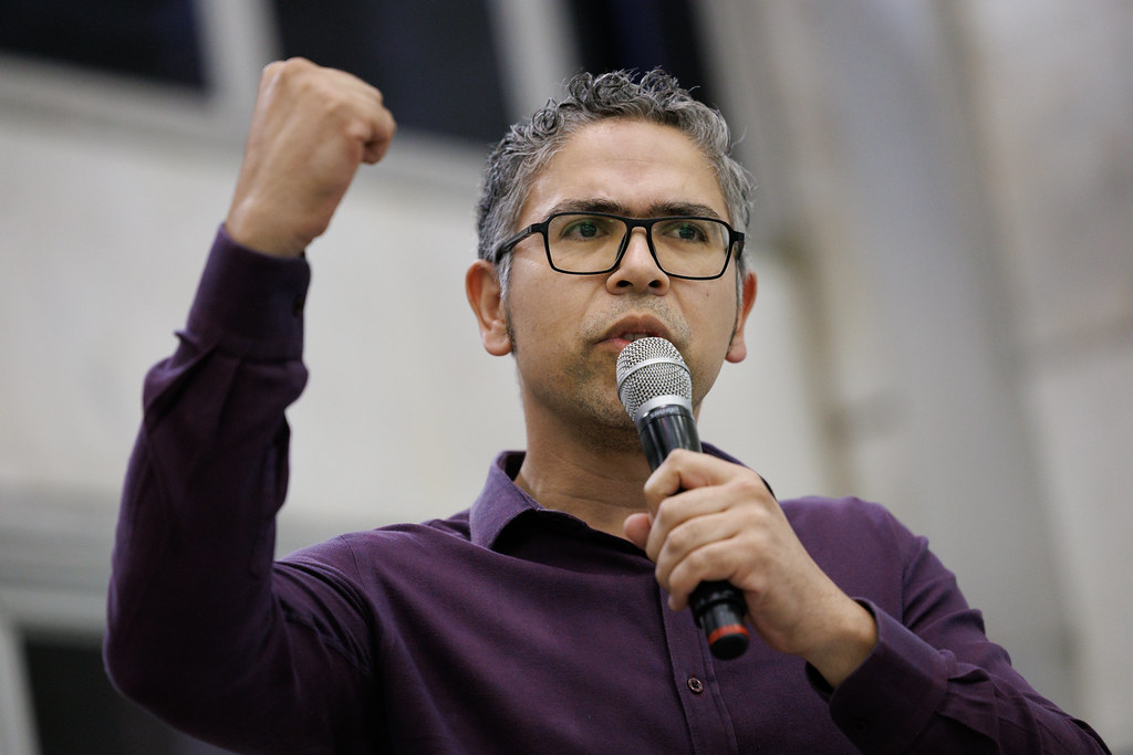  Fernando Matos<a style='float:right' href='https://www3.al.sp.gov.br/repositorio/noticia/N-04-2026/fg363639.jpg' target=_blank><img src='/_img/material-file-download-white.png' width='14px' alt='Clique para baixar a imagem'></a>