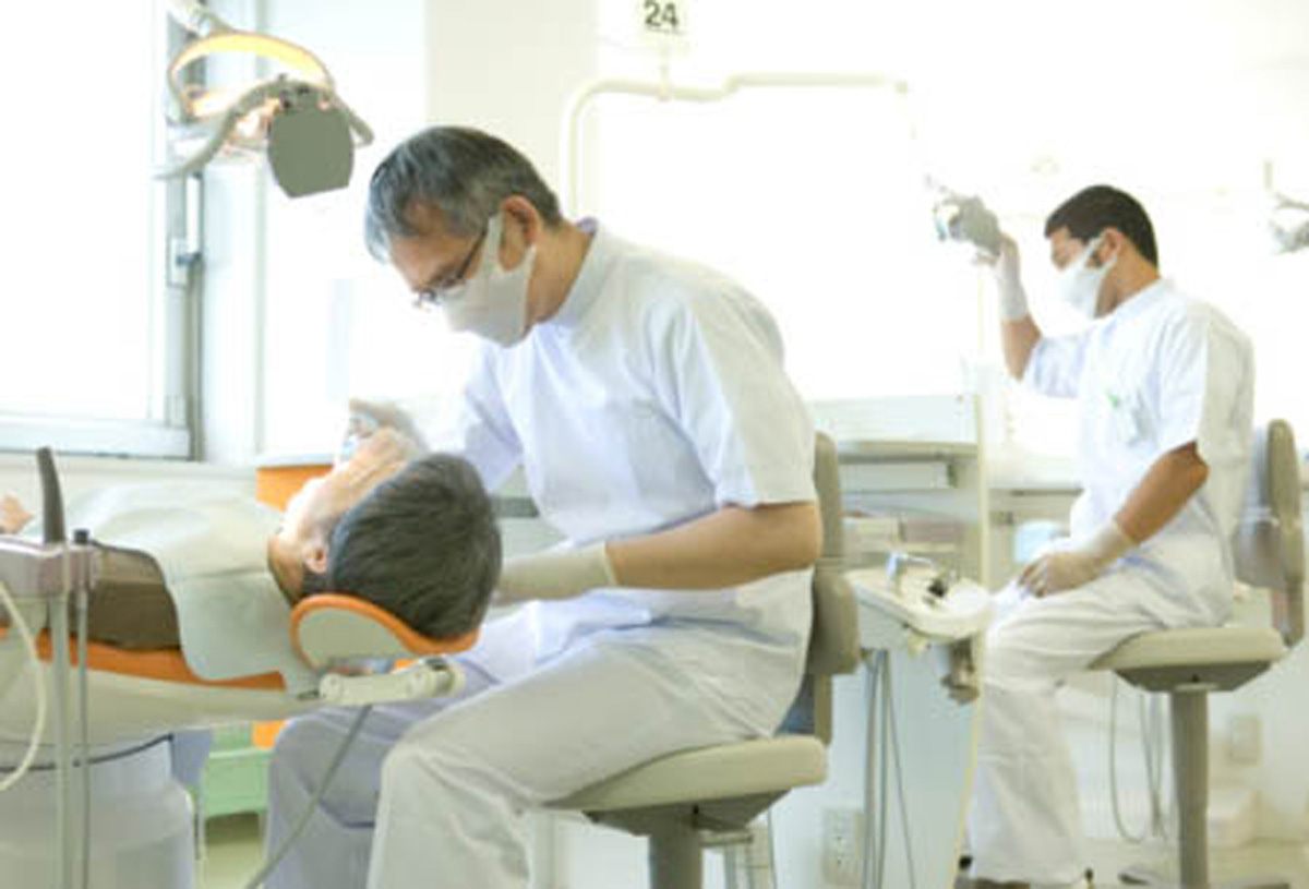 dentistas<a style='float:right;color:#ccc' href='https://www3.al.sp.gov.br/repositorio/noticia/N-05-2012/fg114284.jpg' target=_blank><i class='bi bi-zoom-in'></i> Clique para ver a imagem </a>