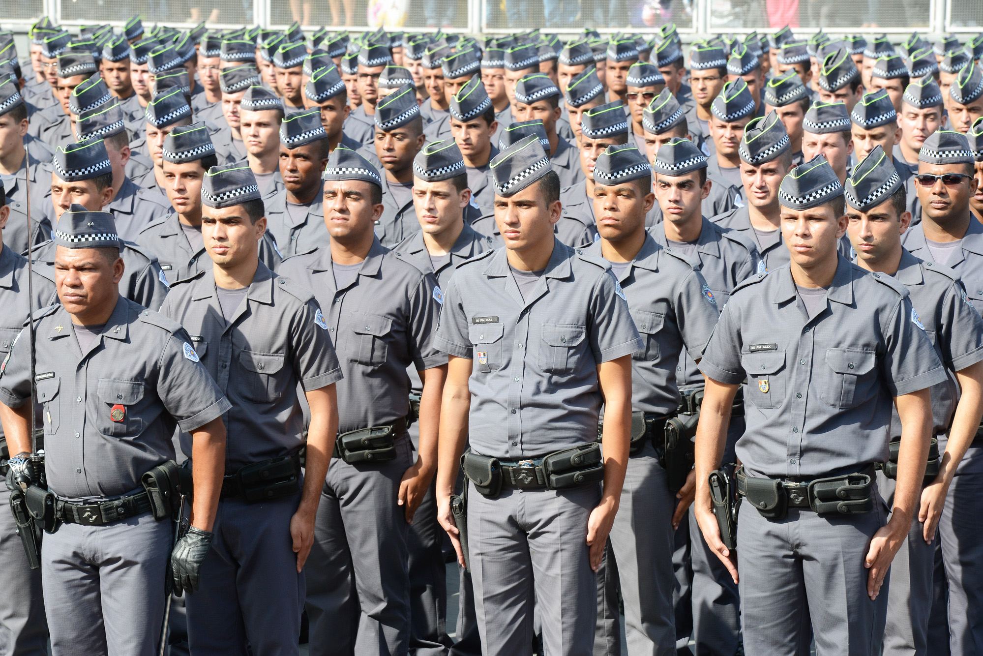 Formatura de soldados da Polcia Militar<a style='float:right;color:#ccc' href='https://www3.al.sp.gov.br/repositorio/noticia/N-05-2015/fg170945.jpg' target=_blank><i class='bi bi-zoom-in'></i> Clique para ver a imagem </a>