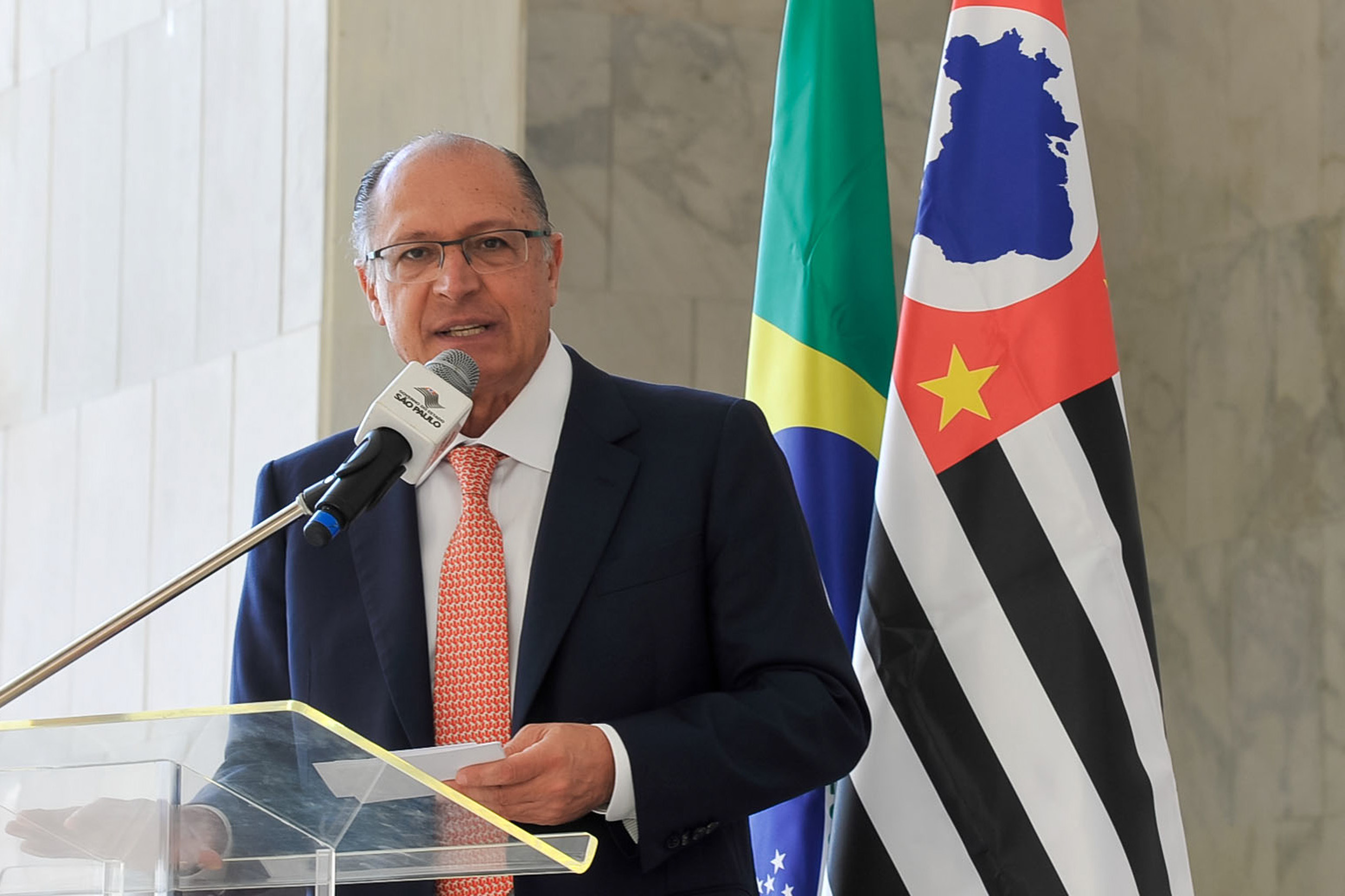 Geraldo Alckmin<a style='float:right;color:#ccc' href='https://www3.al.sp.gov.br/repositorio/noticia/N-05-2017/fg203096.jpg' target=_blank><i class='bi bi-zoom-in'></i> Clique para ver a imagem </a>