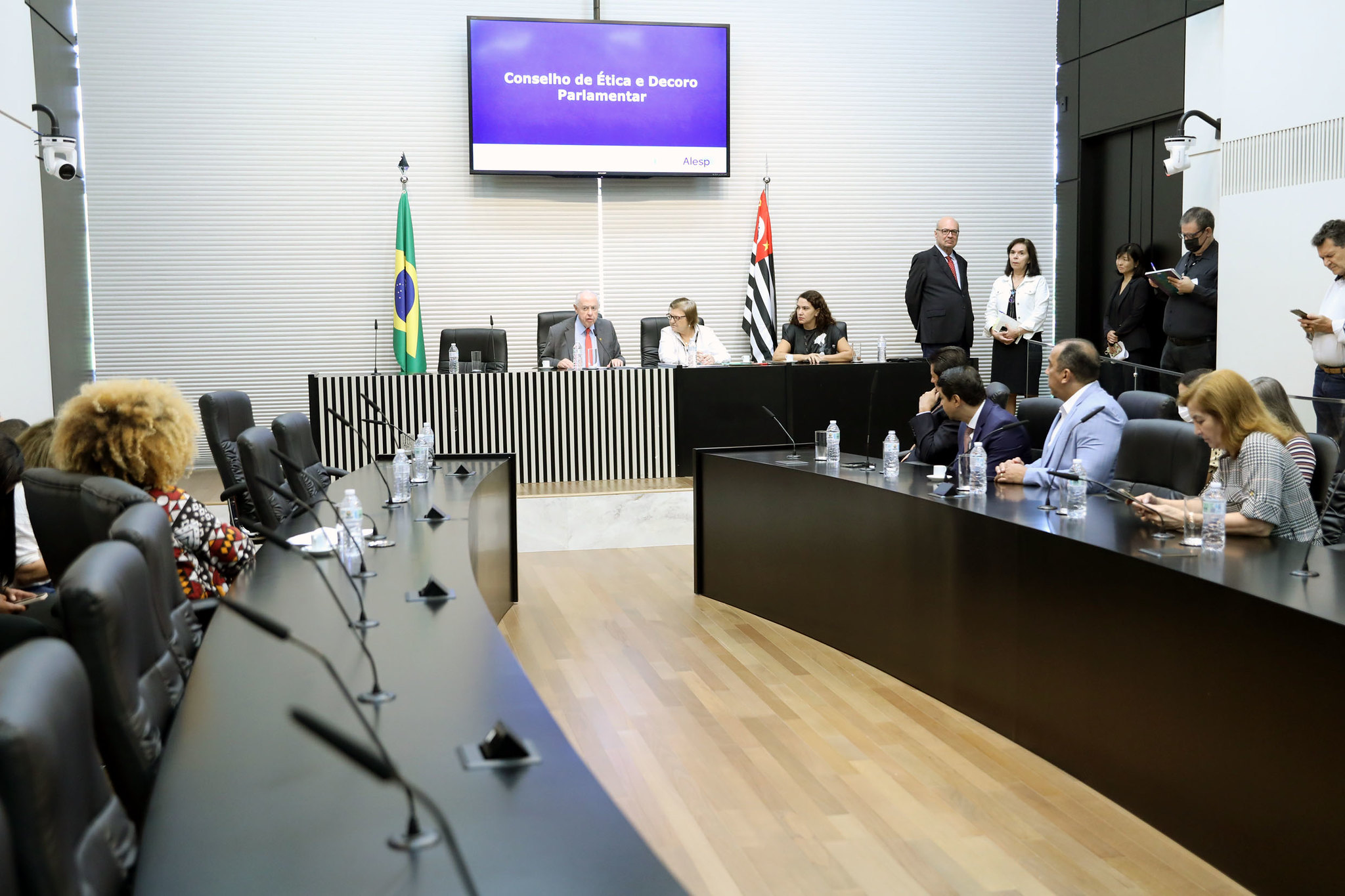 Conselho de tica e Decoro Parlamentar<a style='float:right;color:#ccc' href='https://www3.al.sp.gov.br/repositorio/noticia/N-05-2023/fg300200.jpg' target=_blank><i class='bi bi-zoom-in'></i> Clique para ver a imagem </a>
