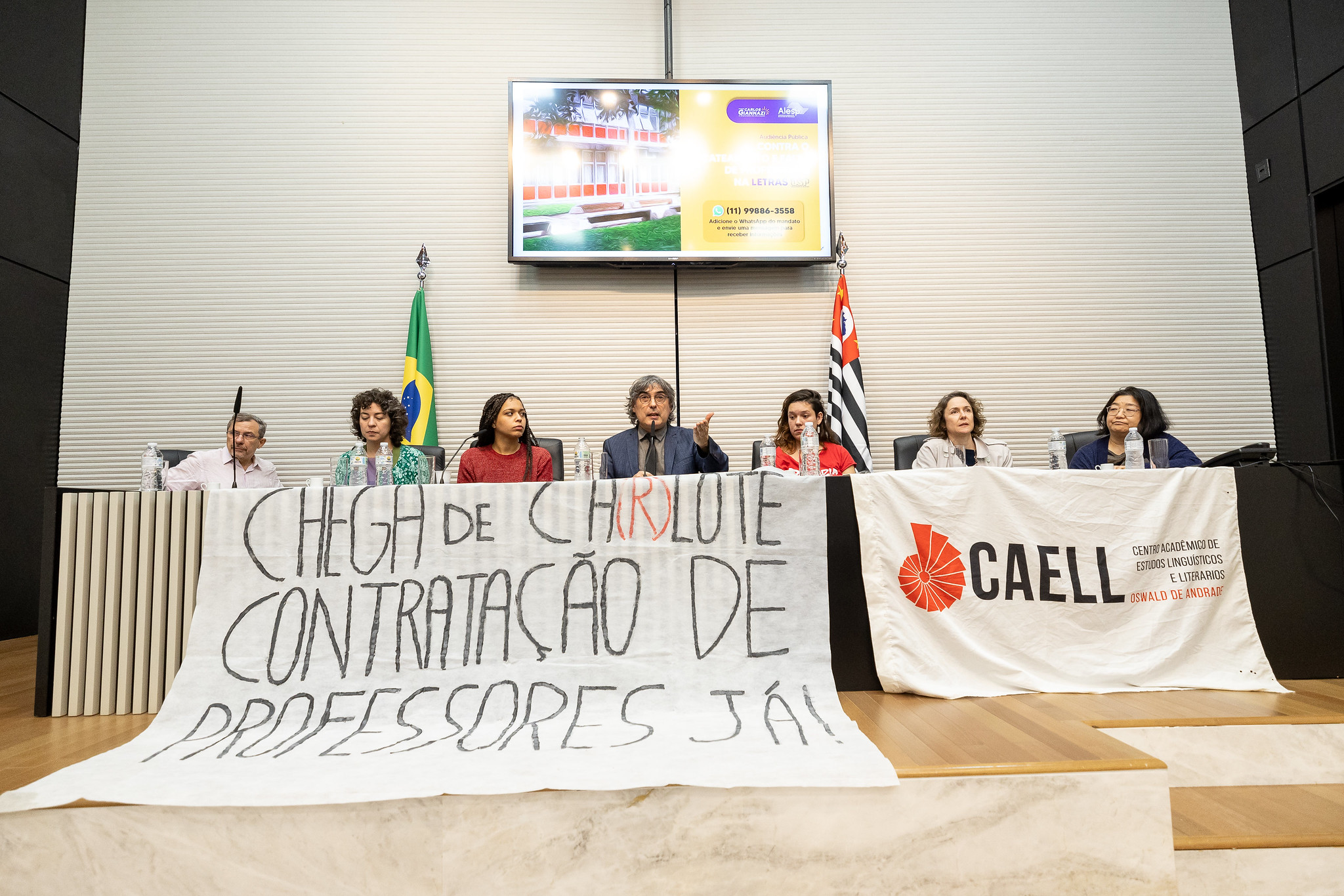 Audincia pblica sobre graduao de Letras na USP<a style='float:right' href='https://www3.al.sp.gov.br/repositorio/noticia/N-05-2023/fg301302.jpg' target=_blank><img src='/_img/material-file-download-white.png' width='14px' alt='Clique para baixar a imagem'></a>