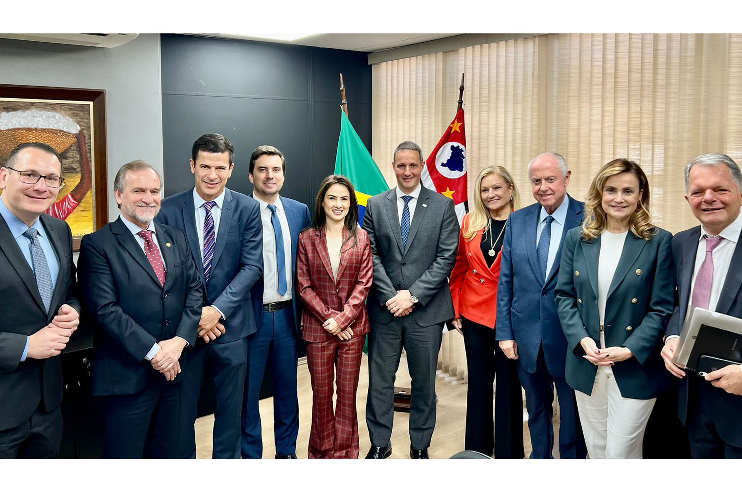Deputado Vinicius Camarinha<a style='float:right;color:#ccc' href='https://www3.al.sp.gov.br/repositorio/noticia/N-05-2023/fg301765.jpg' target=_blank><i class='bi bi-zoom-in'></i> Clique para ver a imagem </a>