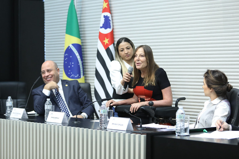 Senadora Mara Gabrilli<a style='float:right;color:#ccc' href='https://www3.al.sp.gov.br/repositorio/noticia/N-05-2023/fg302281.jpg' target=_blank><i class='bi bi-zoom-in'></i> Clique para ver a imagem </a>