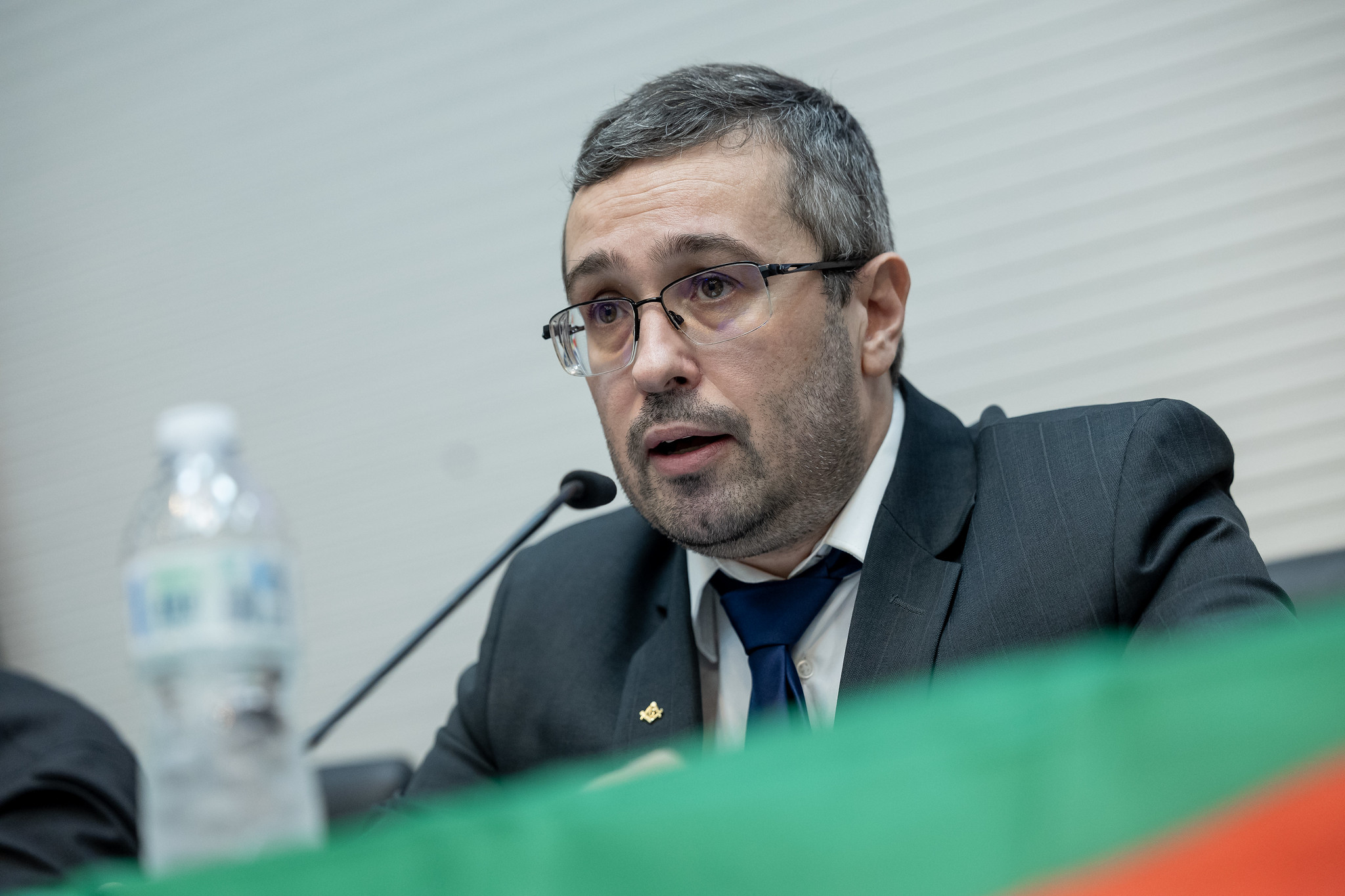 Daniel Oliveira, presidente do sindicato: voz<a style='float:right;color:#ccc' href='https://www3.al.sp.gov.br/repositorio/noticia/N-05-2024/fg324505.jpg' target=_blank><i class='bi bi-zoom-in'></i> Clique para ver a imagem </a>