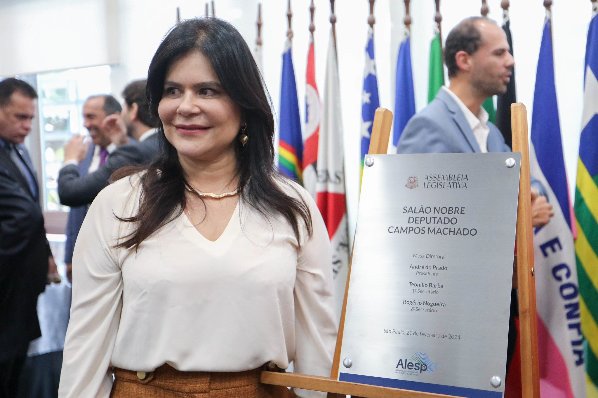 A viúva de Campos Machado, Wilma: grandes debates<a style='float:right;color:#ccc' href='https://www3.al.sp.gov.br/repositorio/noticia/N-05-2024/fg325401.jpg' target=_blank><i class='bi bi-zoom-in'></i> Clique para ver a imagem </a>
