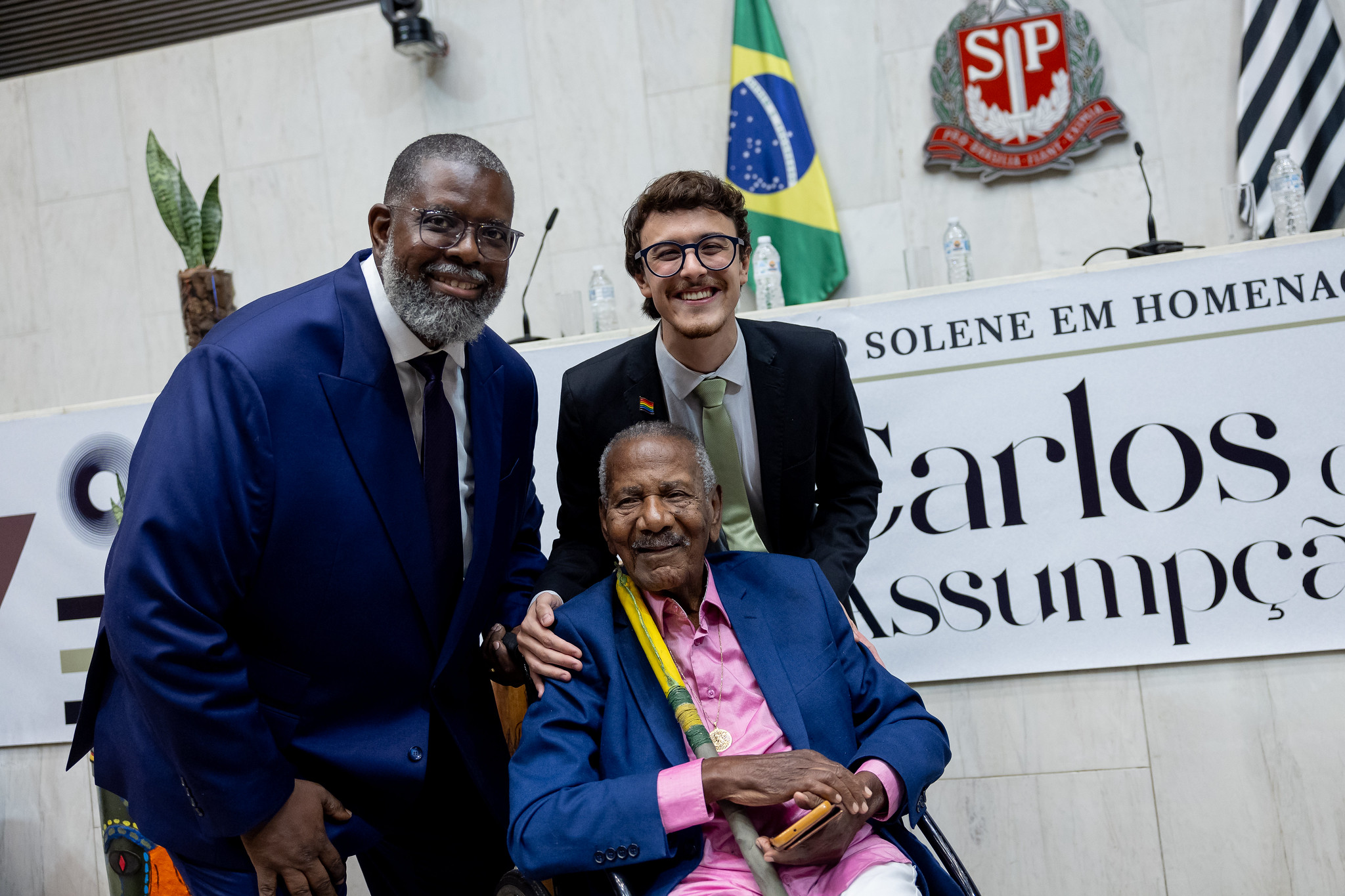 Sesso Solene em homenagem a Carlos de Assumpo<a style='float:right;color:#ccc' href='https://www3.al.sp.gov.br/repositorio/noticia/N-05-2024/fg326102.jpg' target=_blank><i class='bi bi-zoom-in'></i> Clique para ver a imagem </a>