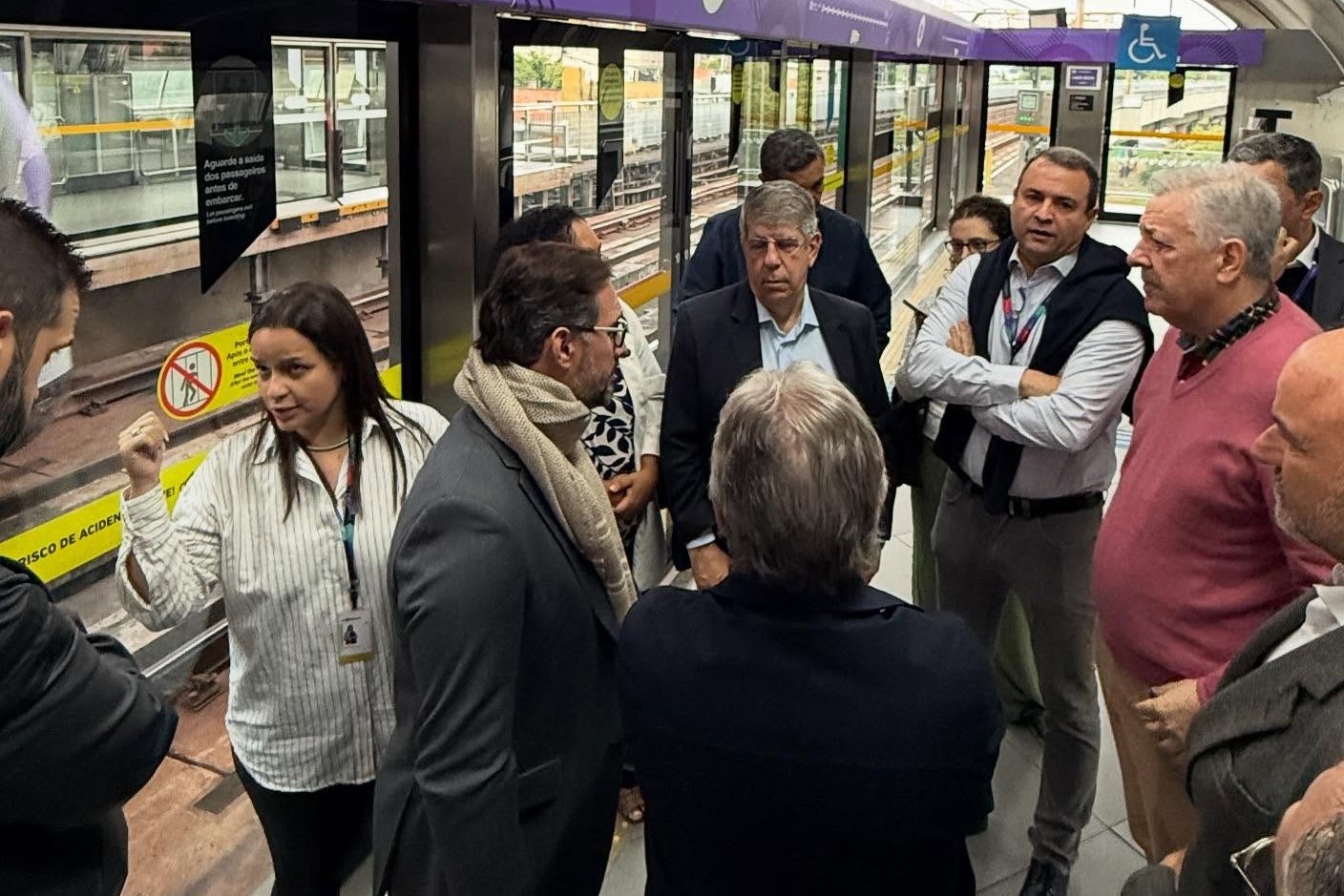 CTC vai a local de acidente no metr<a style='float:right;color:#ccc' href='https://www3.al.sp.gov.br/repositorio/noticia/N-05-2025/fg344869.jpg' target=_blank><i class='bi bi-zoom-in'></i> Clique para ver a imagem </a>