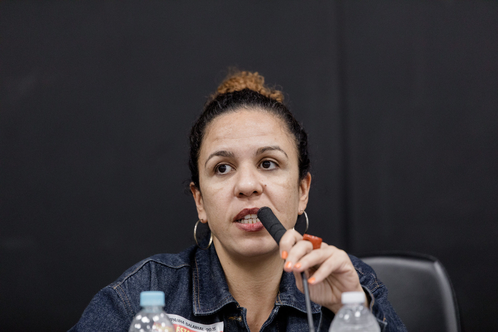Camila Lisboa: conhecimento a servio da populao<a style='float:right;color:#ccc' href='https://www3.al.sp.gov.br/repositorio/noticia/N-05-2025/fg344903.jpg' target=_blank><i class='bi bi-zoom-in'></i> Clique para ver a imagem </a>