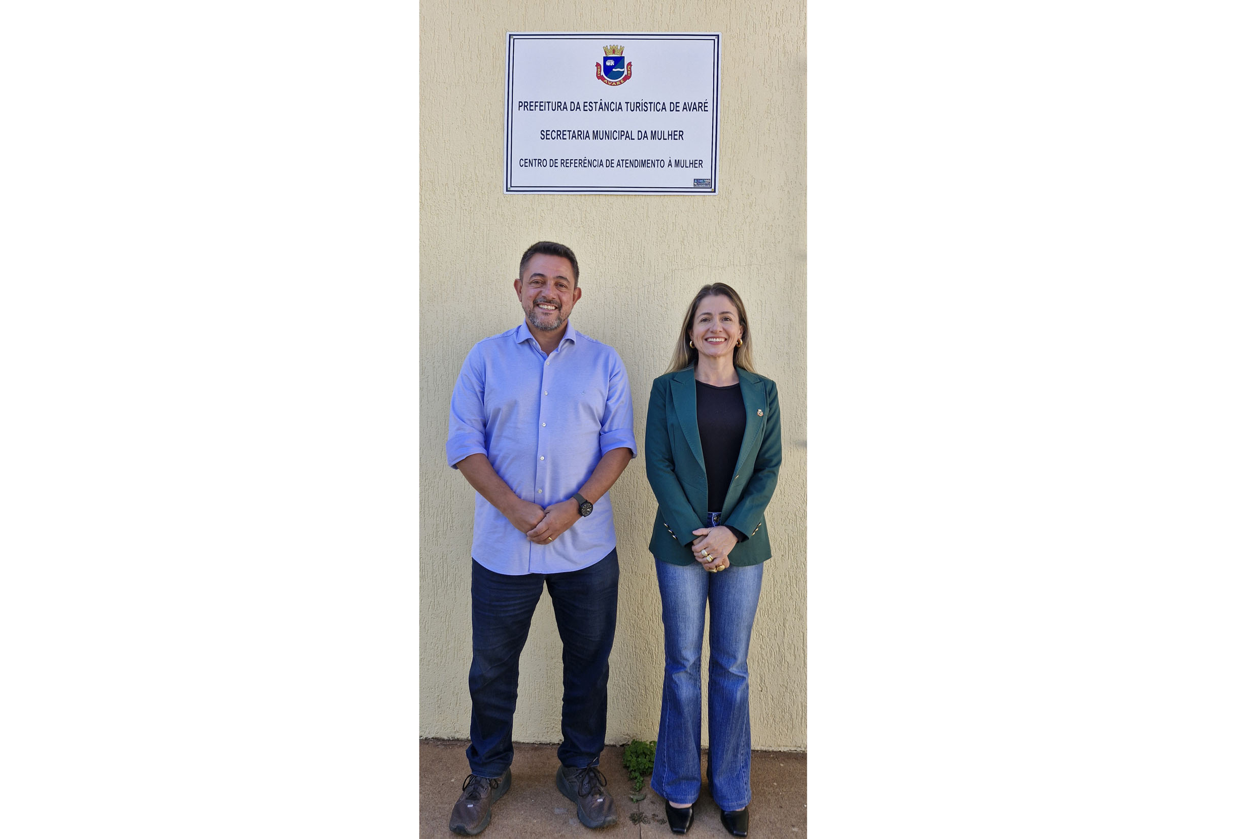 Dep. Danilo Balas e vice-prefeita Kika Monteiro<a style='float:right;color:#ccc' href='https://www3.al.sp.gov.br/repositorio/noticia/N-05-2025/fg345200.jpg' target=_blank><i class='bi bi-zoom-in'></i> Clique para ver a imagem </a>