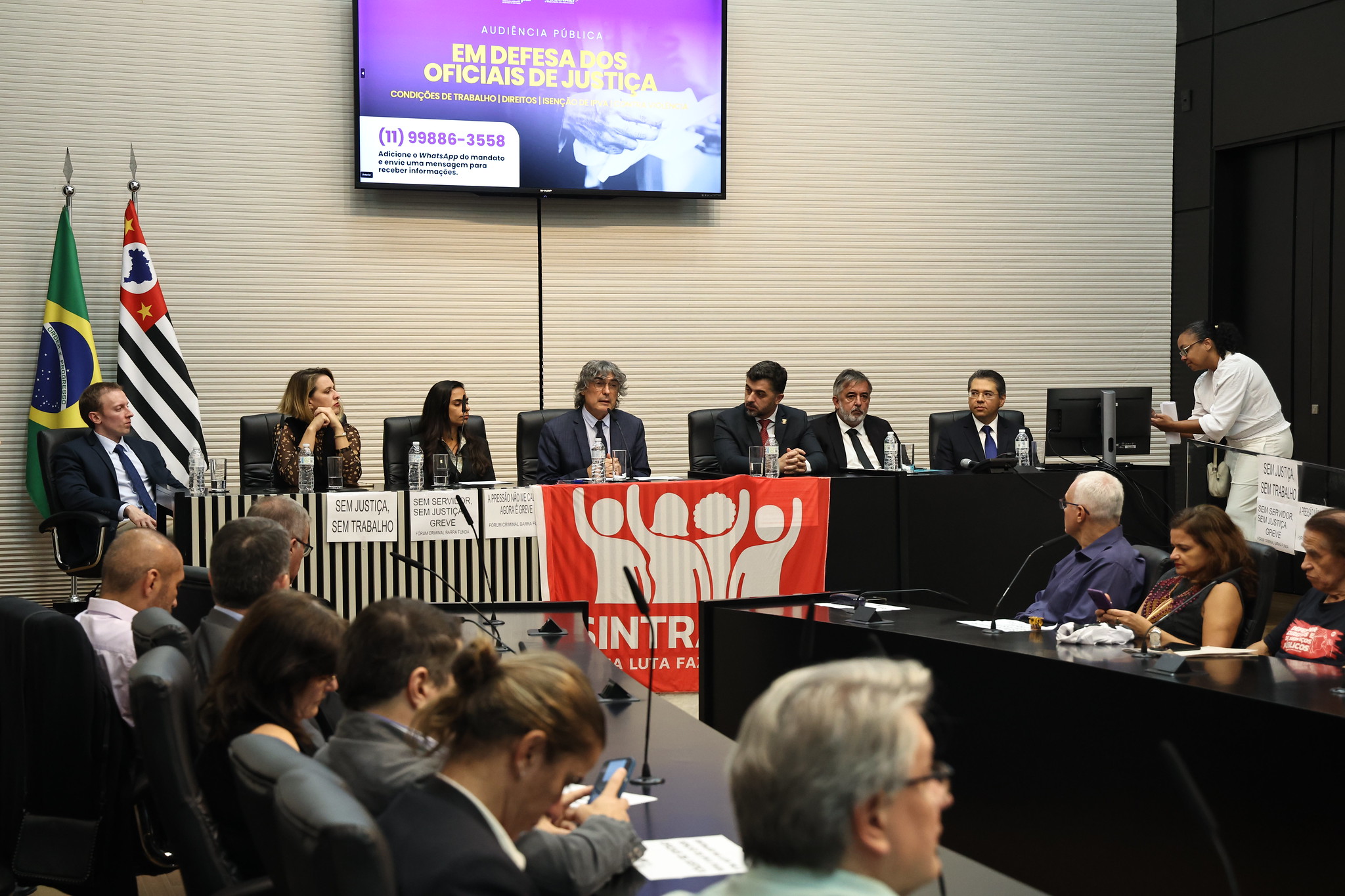 Evento em defesa dos oficiais de justia<a style='float:right;color:#ccc' href='https://www3.al.sp.gov.br/repositorio/noticia/N-05-2025/fg345328.jpg' target=_blank><i class='bi bi-zoom-in'></i> Clique para ver a imagem </a>