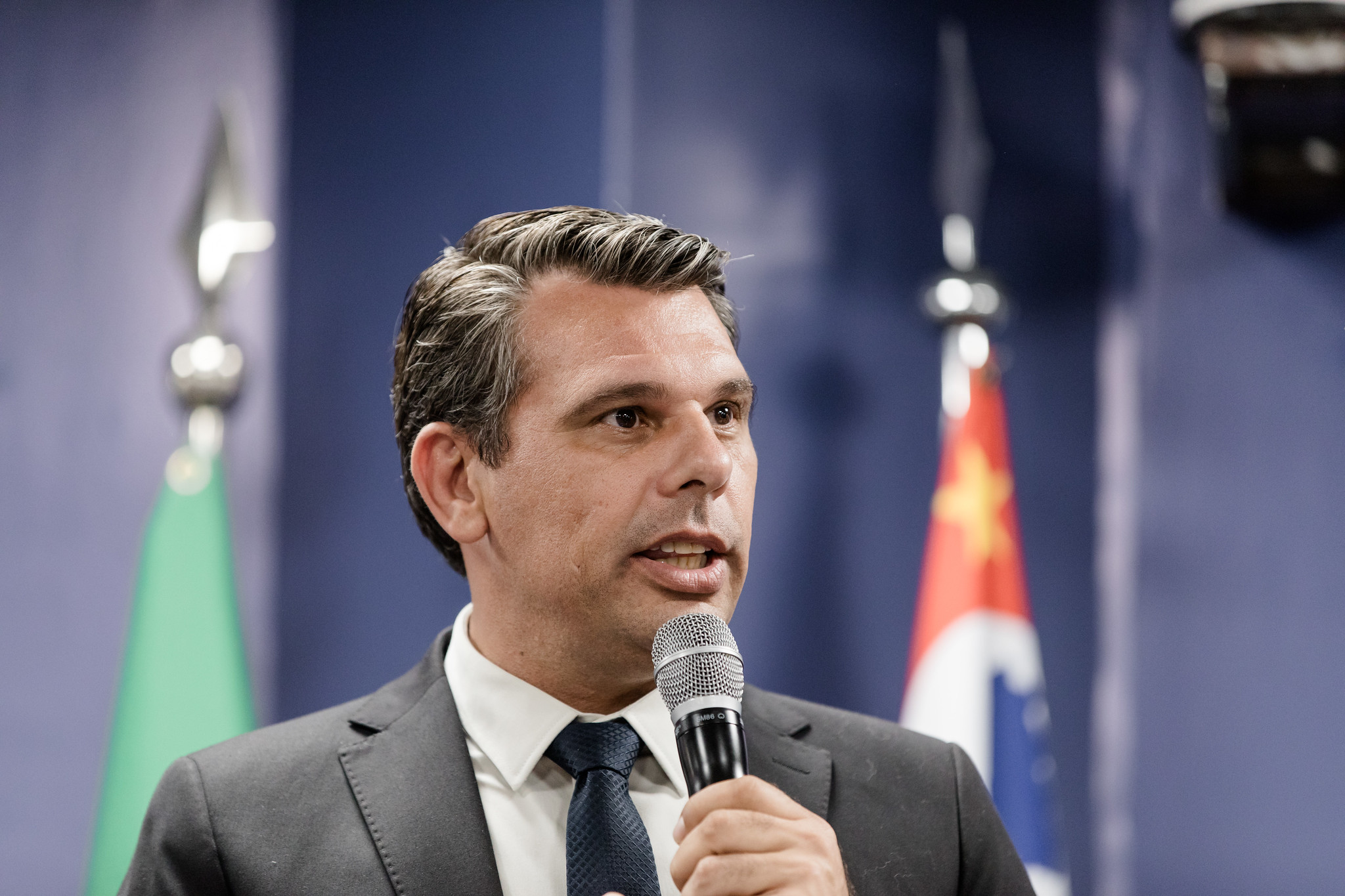 Dep. Fbio Faria de S: gerao de empregos<a style='float:right;color:#ccc' href='https://www3.al.sp.gov.br/repositorio/noticia/N-05-2025/fg345356.jpg' target=_blank><i class='bi bi-zoom-in'></i> Clique para ver a imagem </a>