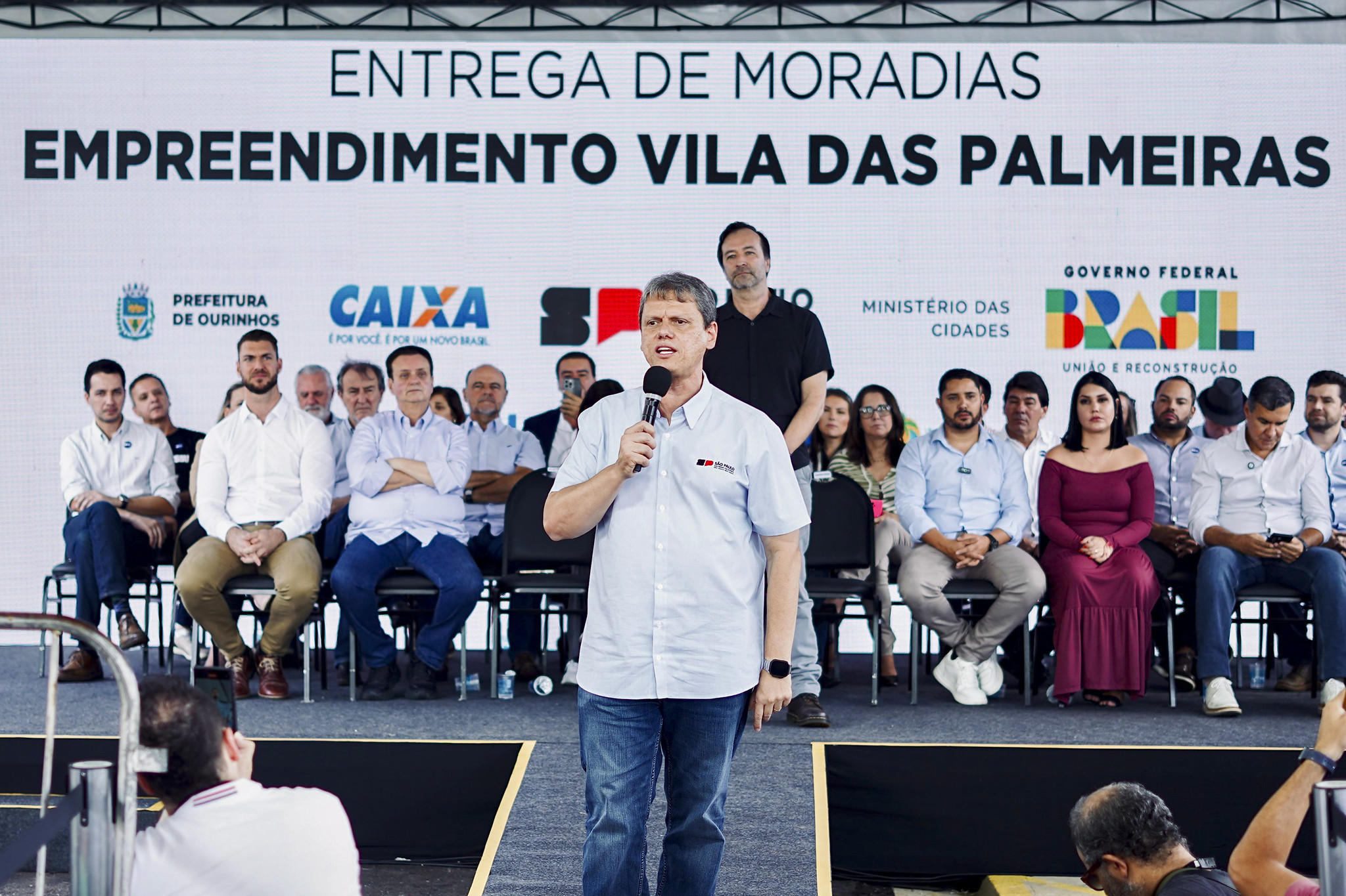 Tarcsio de Freitas: maior programa da histria<a style='float:right;color:#ccc' href='https://www3.al.sp.gov.br/repositorio/noticia/N-05-2025/fg345542.jpg' target=_blank><i class='bi bi-zoom-in'></i> Clique para ver a imagem </a>