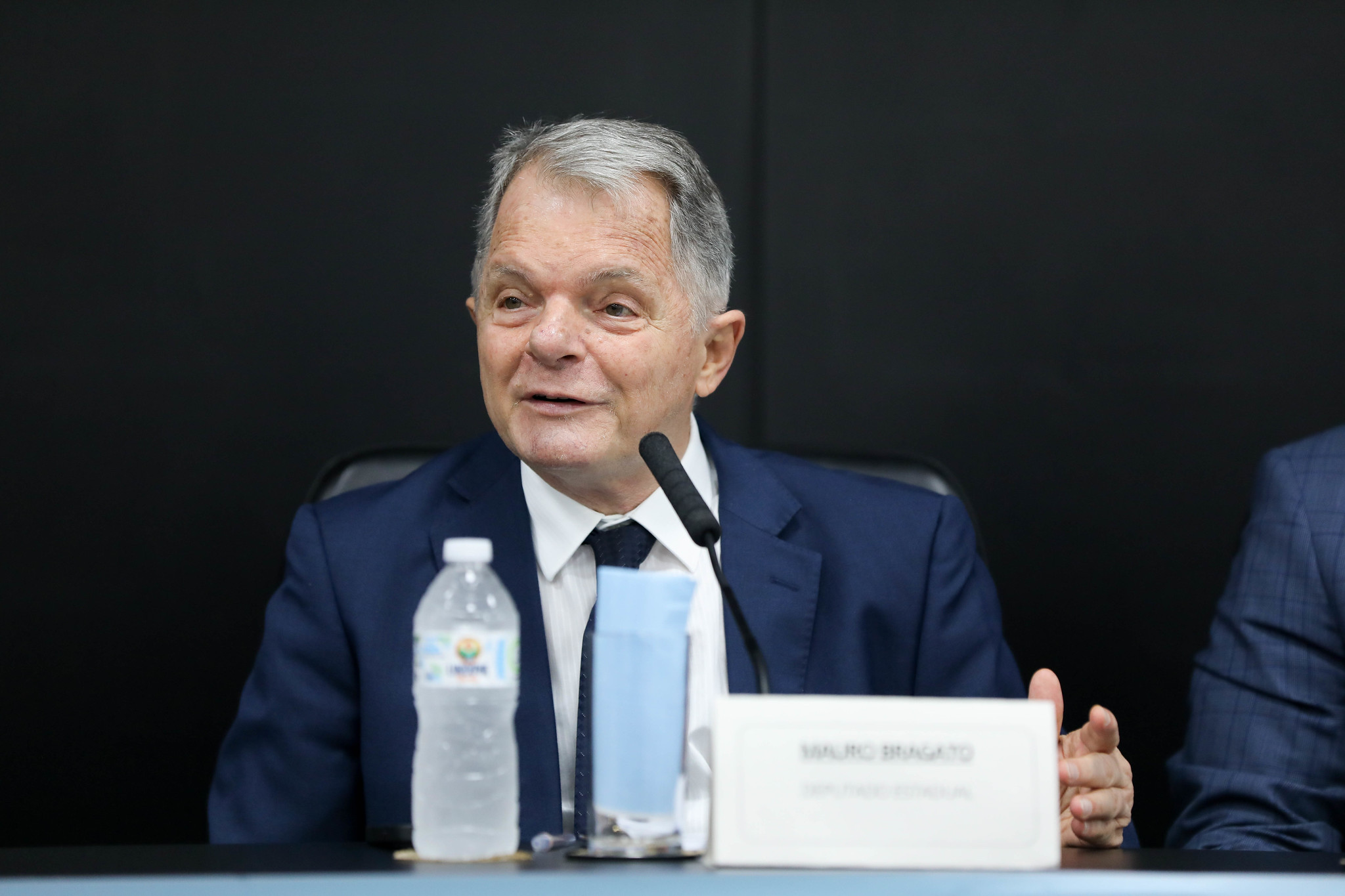Bragato: vida digna para as pessoas<a style='float:right;color:#ccc' href='https://www3.al.sp.gov.br/repositorio/noticia/N-05-2025/fg345550.jpg' target=_blank><i class='bi bi-zoom-in'></i> Clique para ver a imagem </a>