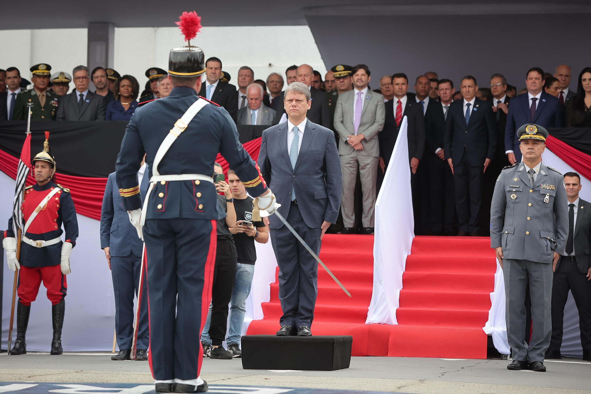Presidente e parlamentares participaram de evento<a style='float:right;color:#ccc' href='https://www3.al.sp.gov.br/repositorio/noticia/N-05-2025/fg345585.jpg' target=_blank><i class='bi bi-zoom-in'></i> Clique para ver a imagem </a>