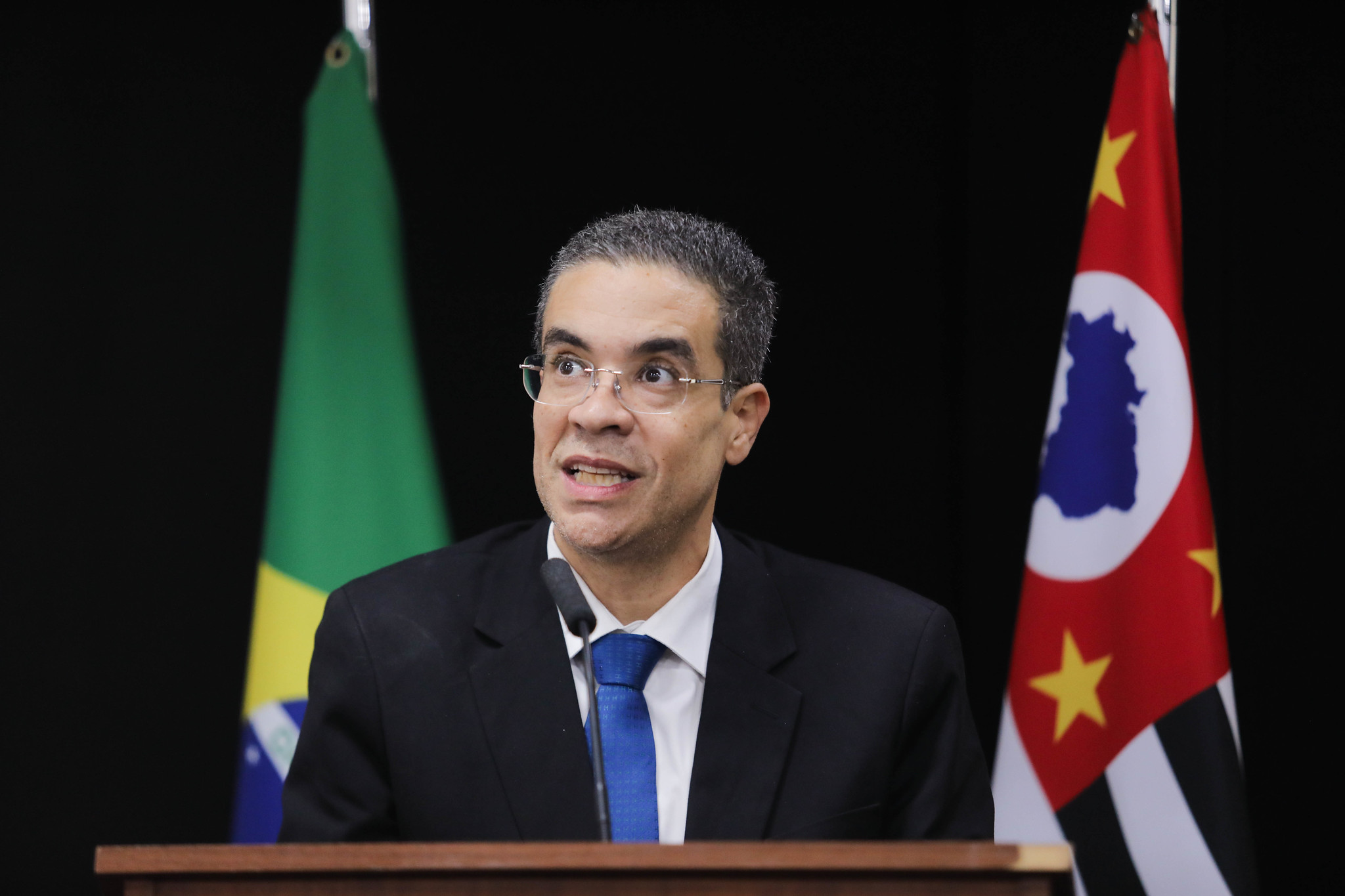 Pneumologista Caio J�lio C�sar dos Santos<a style='float:right' href='https://www3.al.sp.gov.br/repositorio/noticia/N-05-2026/fg364120.jpg' target=_blank><img src='/_img/material-file-download-white.png' width='14px' alt='Clique para baixar a imagem'></a>