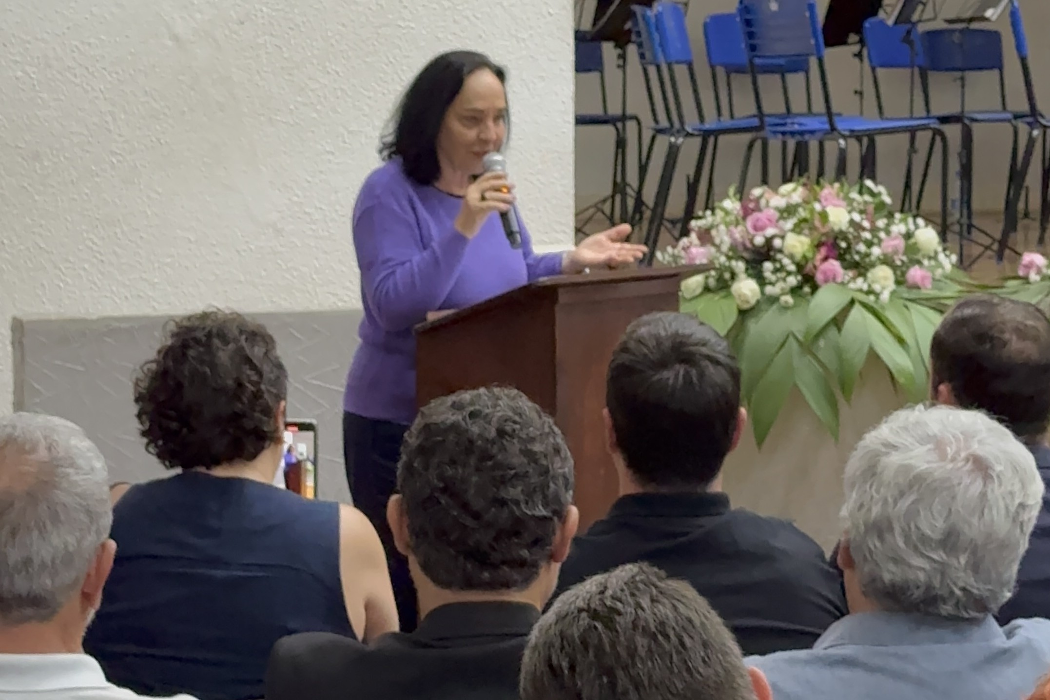 M�rcia Lia parabenizou toda a comunidade escolar<a style='float:right;color:#ccc' href='https://www3.al.sp.gov.br/repositorio/noticia/N-05-2026/fg364621.jpeg' target=_blank><i class='bi bi-zoom-in'></i> Clique para ver a imagem </a>