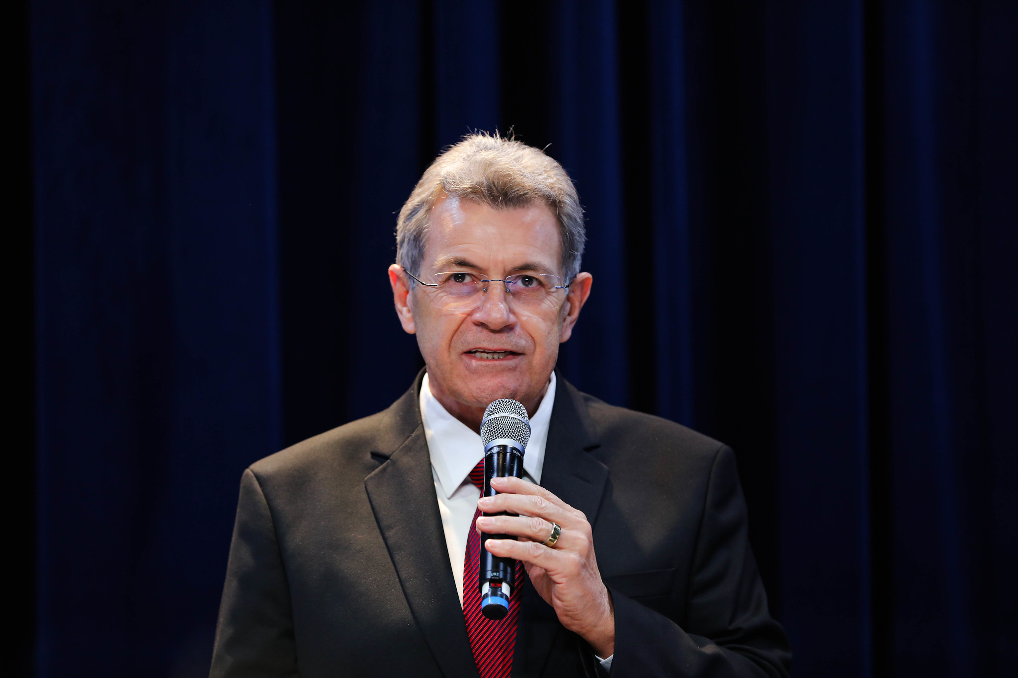 Deputado Emidio de Souza (PT)<a style='float:right;color:#ccc' href='https://www3.al.sp.gov.br/repositorio/noticia/N-05-2026/fg364635.jpg' target=_blank><i class='bi bi-zoom-in'></i> Clique para ver a imagem </a>