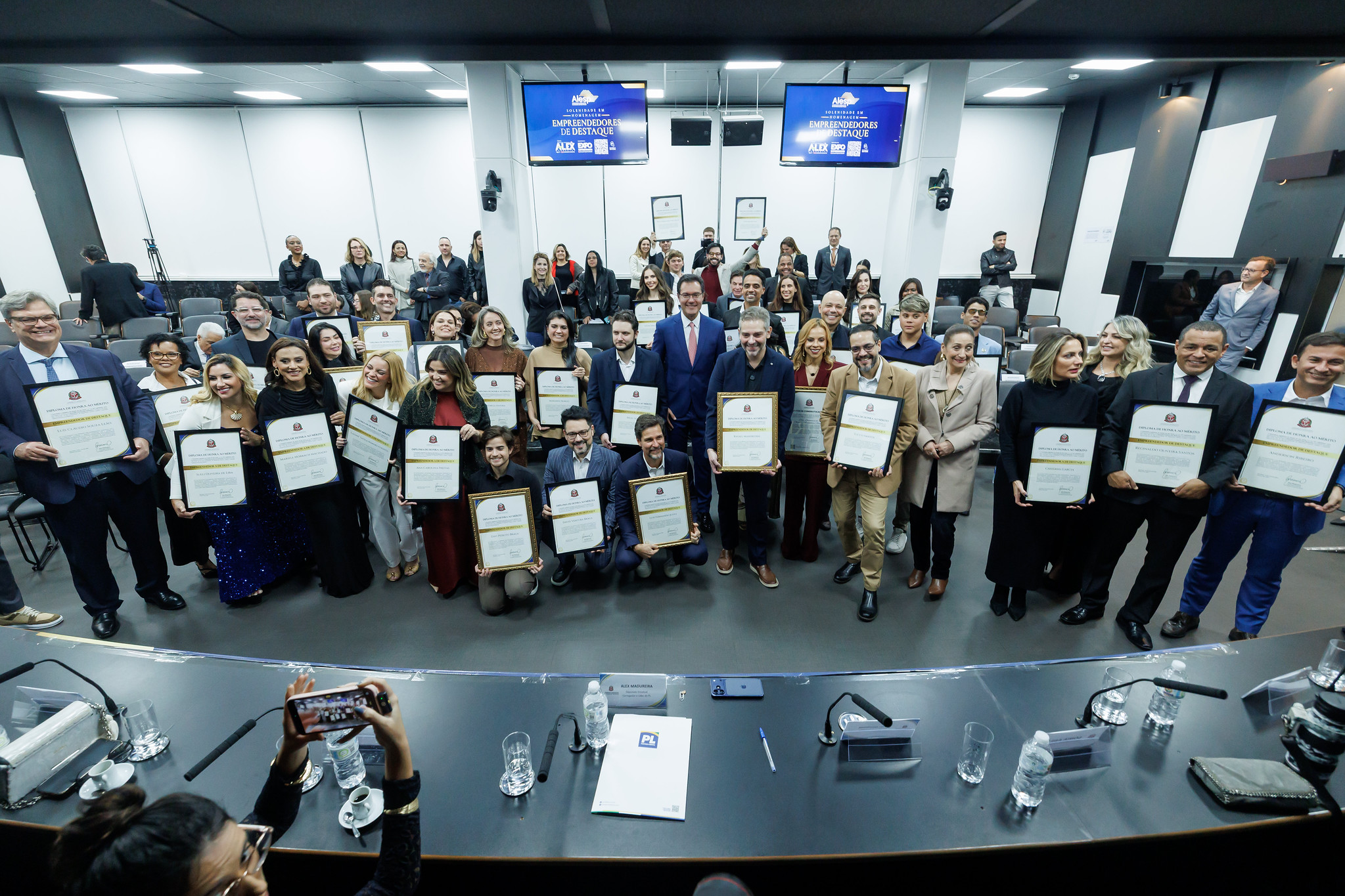Empreendedores de Destaque 2026<a style='float:right;color:#ccc' href='https://www3.al.sp.gov.br/repositorio/noticia/N-05-2026/fg364823.jpg' target=_blank><i class='bi bi-zoom-in'></i> Clique para ver a imagem </a>