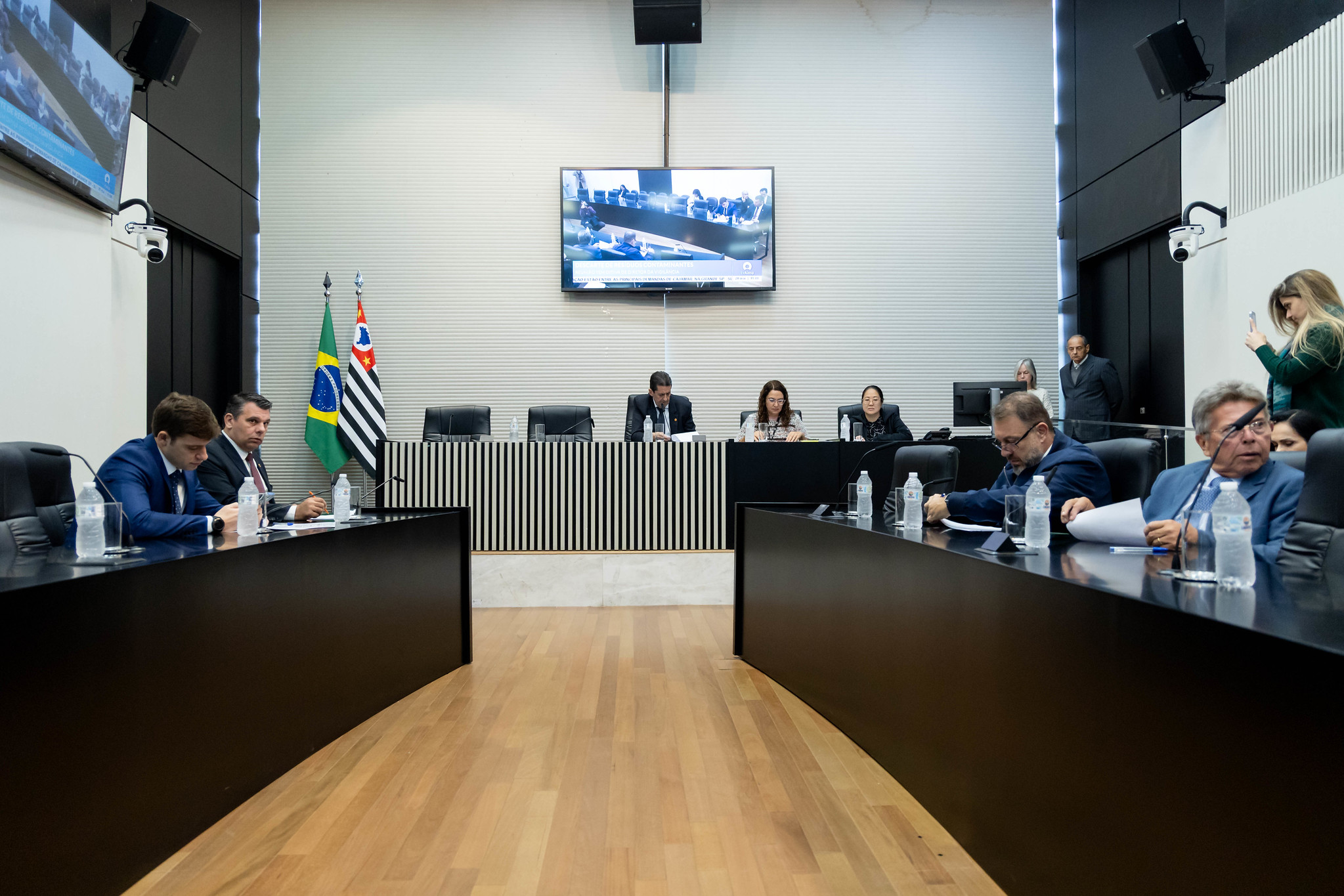 CPI de Descarte de Materiais Contaminantes <a style='float:right;color:#ccc' href='https://www3.al.sp.gov.br/repositorio/noticia/N-05-2026/fg364866.jpg' target=_blank><i class='bi bi-zoom-in'></i> Clique para ver a imagem </a>