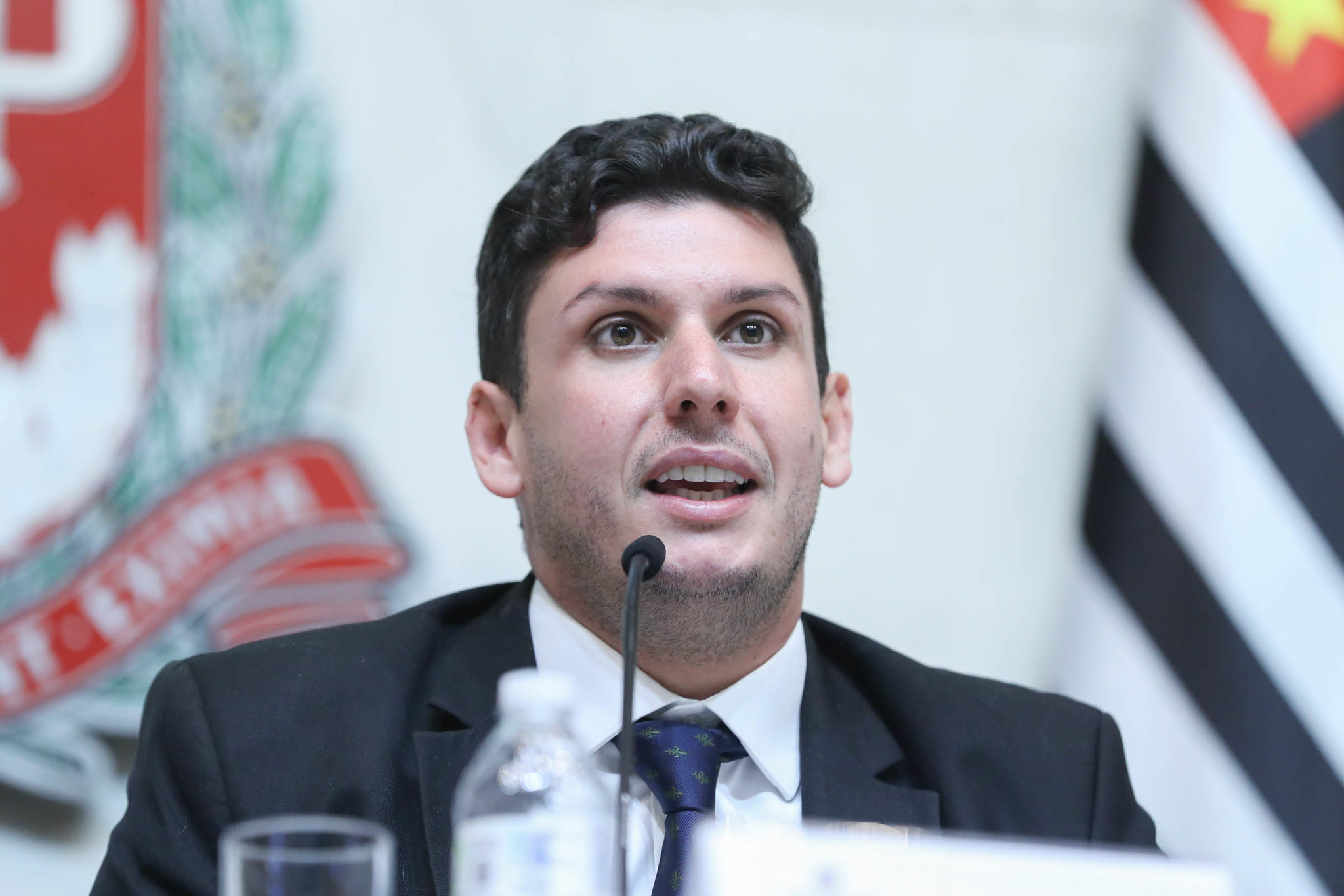 Saraiva: coragem e persist�ncia pela causa animal<a style='float:right;color:#ccc' href='https://www3.al.sp.gov.br/repositorio/noticia/N-05-2026/fg365040.jpg' target=_blank><i class='bi bi-zoom-in'></i> Clique para ver a imagem </a>