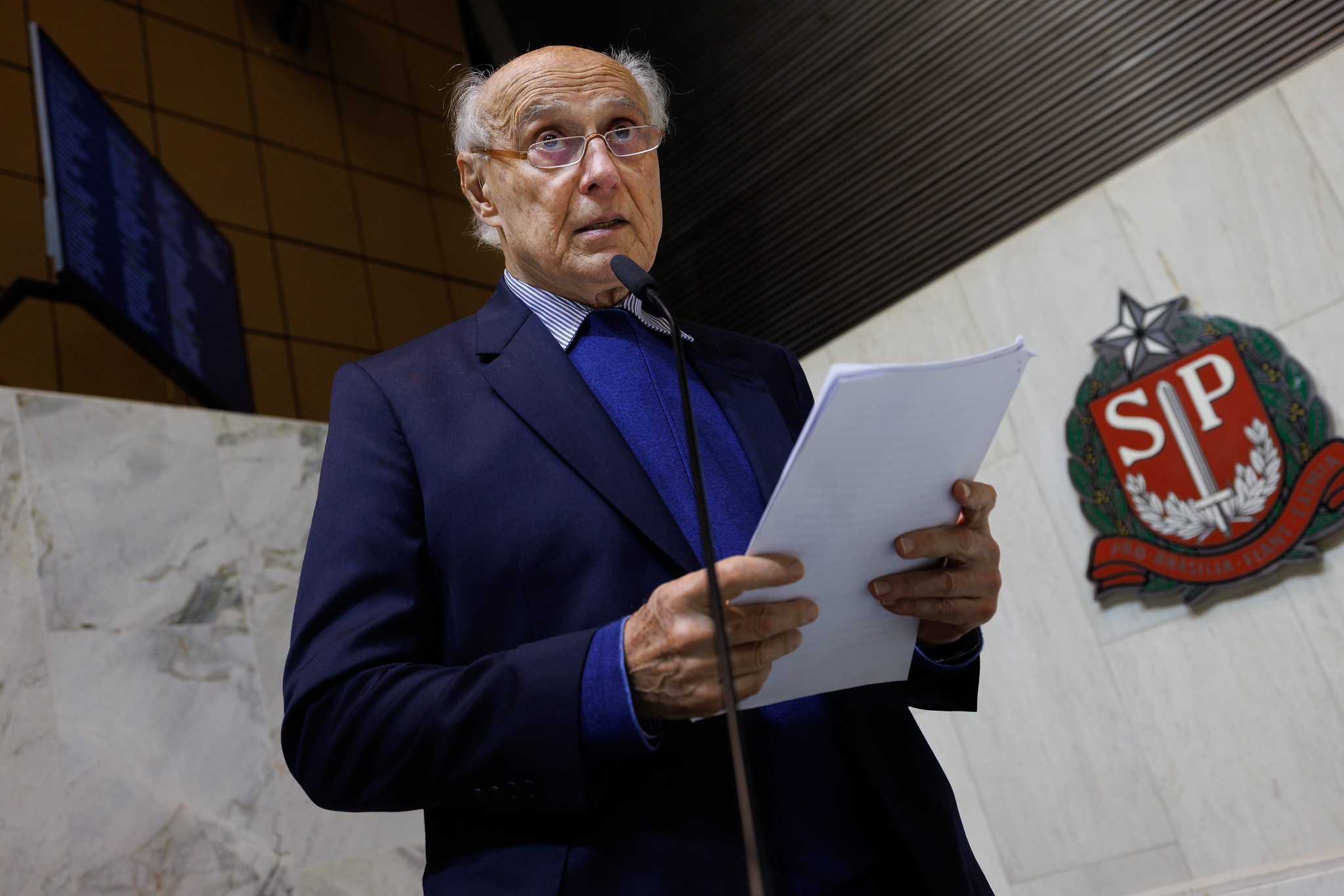 Eduardo Suplicy (PT)<a style='float:right;color:#ccc' href='https://www3.al.sp.gov.br/repositorio/noticia/N-05-2026/fg365105.jpg' target=_blank><i class='bi bi-zoom-in'></i> Clique para ver a imagem </a>